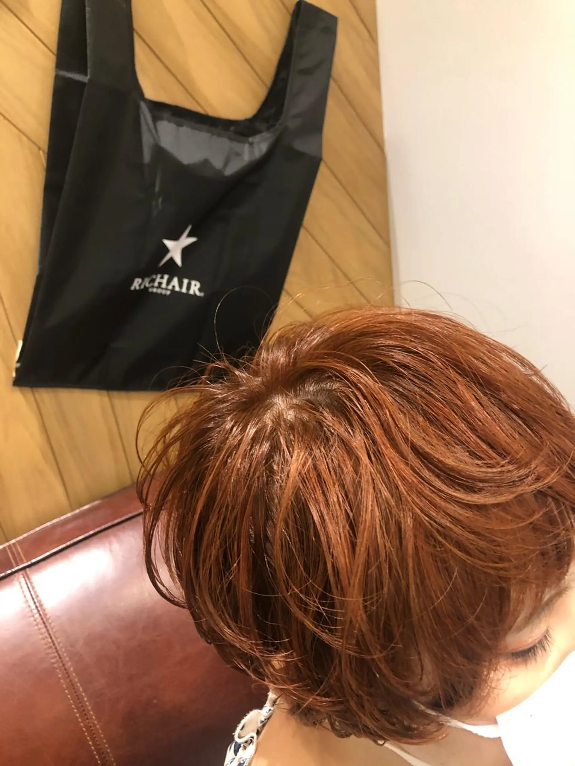 ショート カラー パーマ 鈴村 大介のヘアスタイル