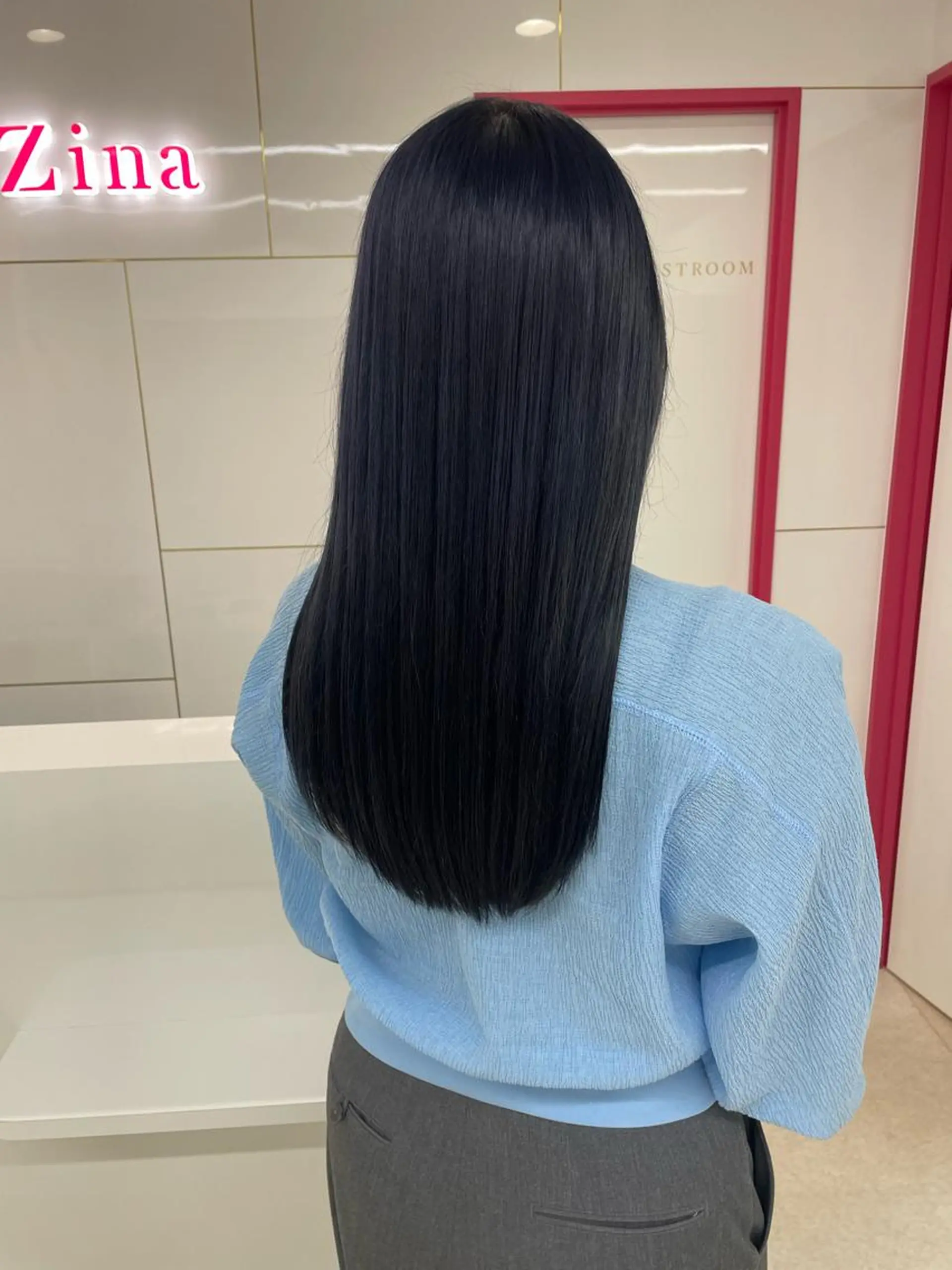 セミロング カラー カット ヘアカラー トリートメント 冨木 雄斗のヘアスタイル