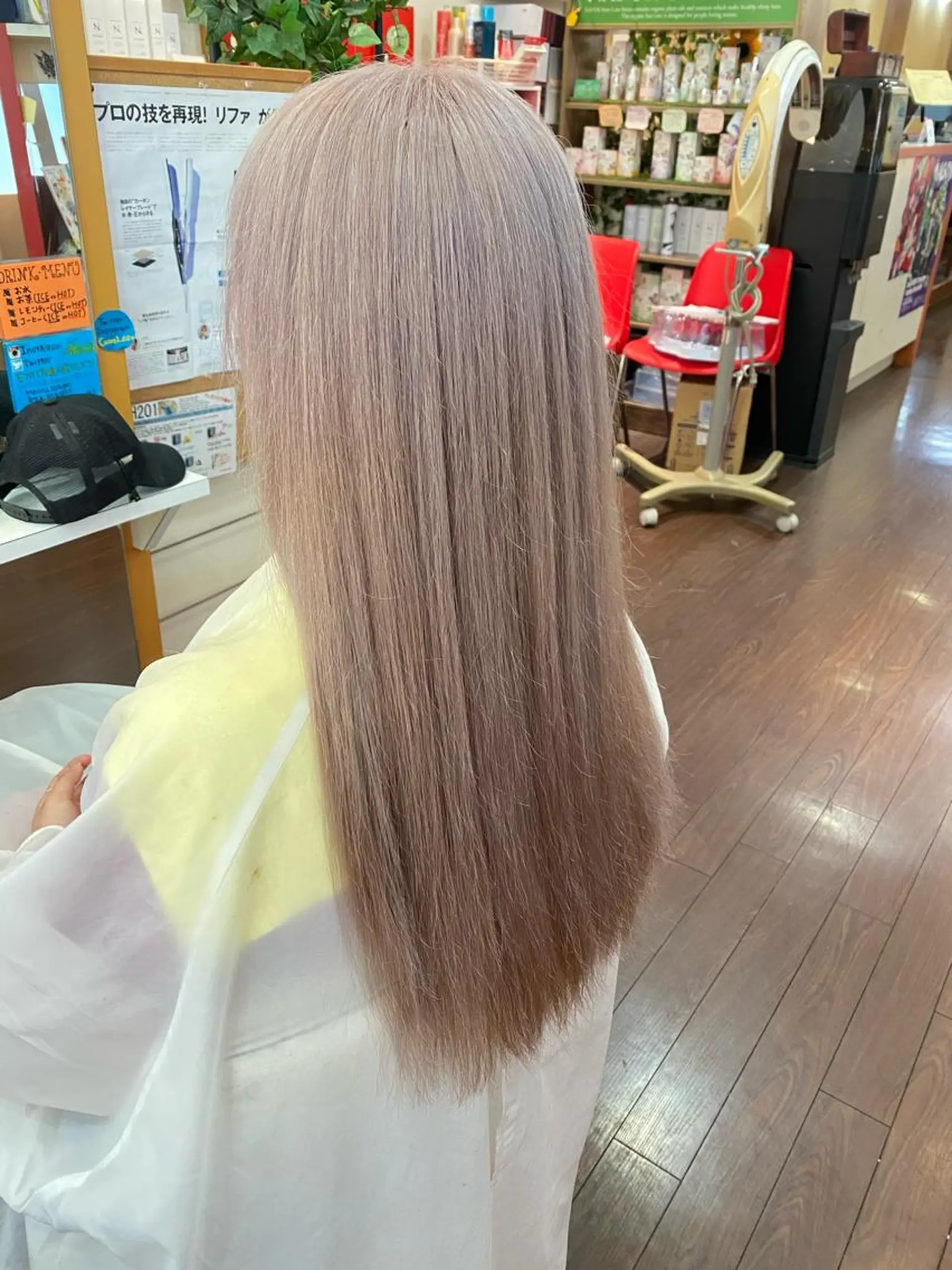 ロング ヘアカラー ゆぴ☾‪/推しカラー /ハイトーンのヘアスタイル