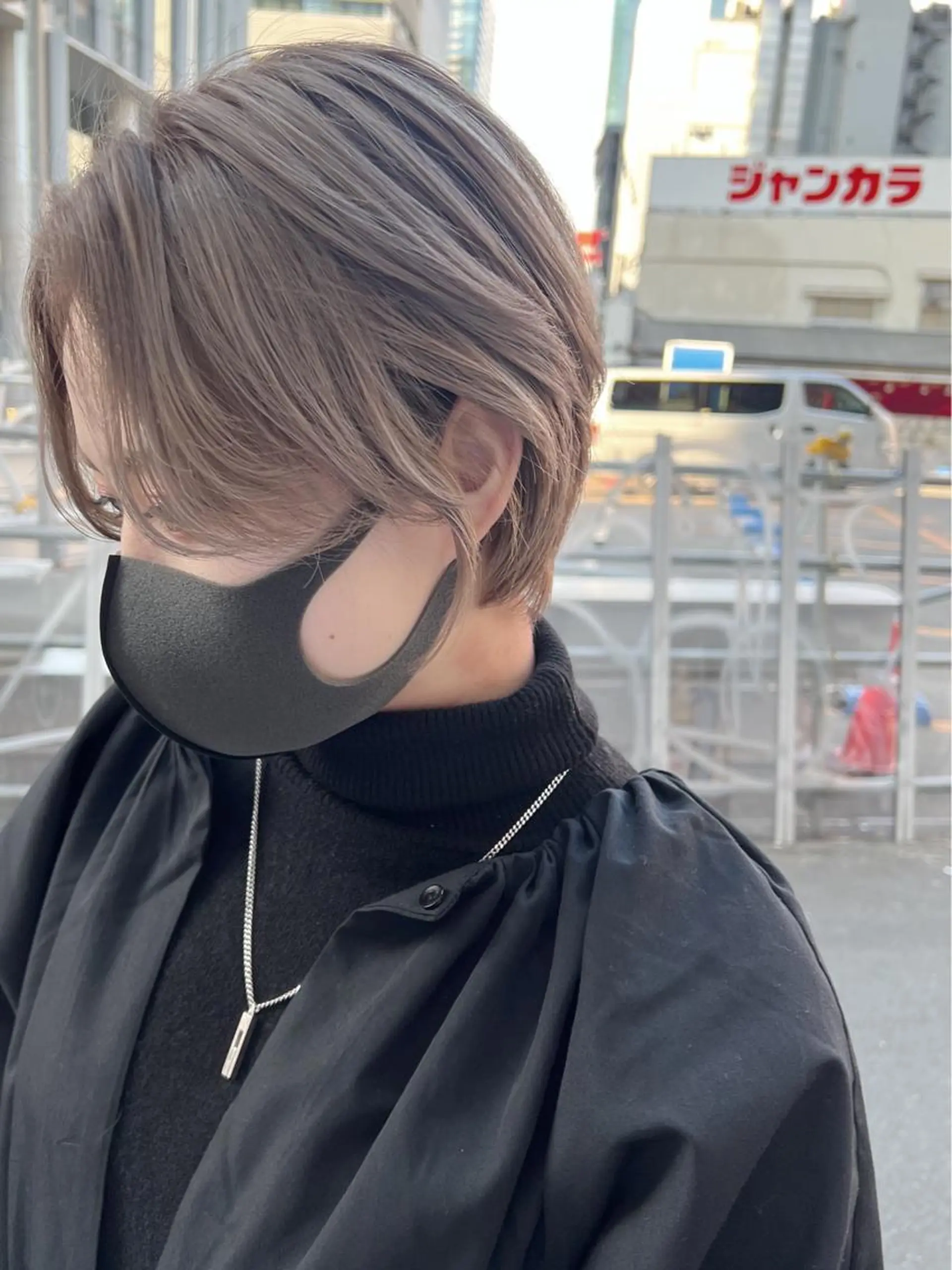 ショート ヘアカラー トリートメント 髪質改善カラー× 美髪ストレート前出のヘアスタイル