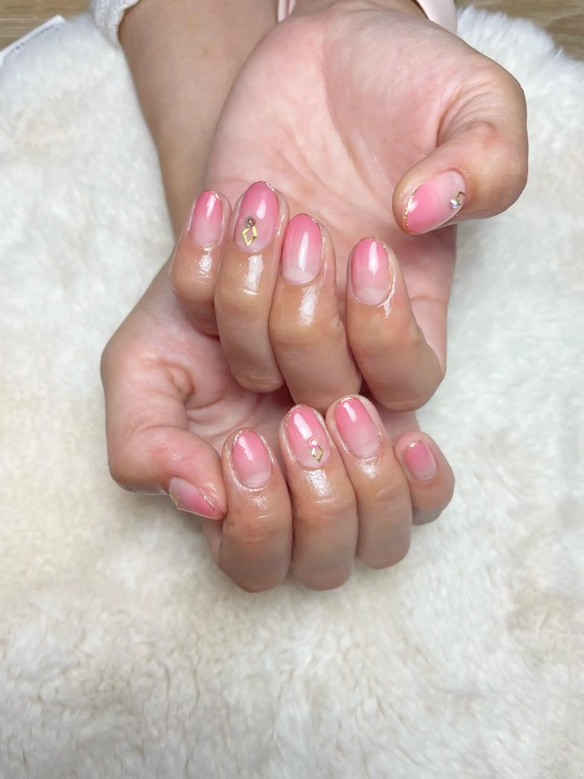 ネイル ハンドネイル ハンドケア 岩山 直子のネイルデザイン