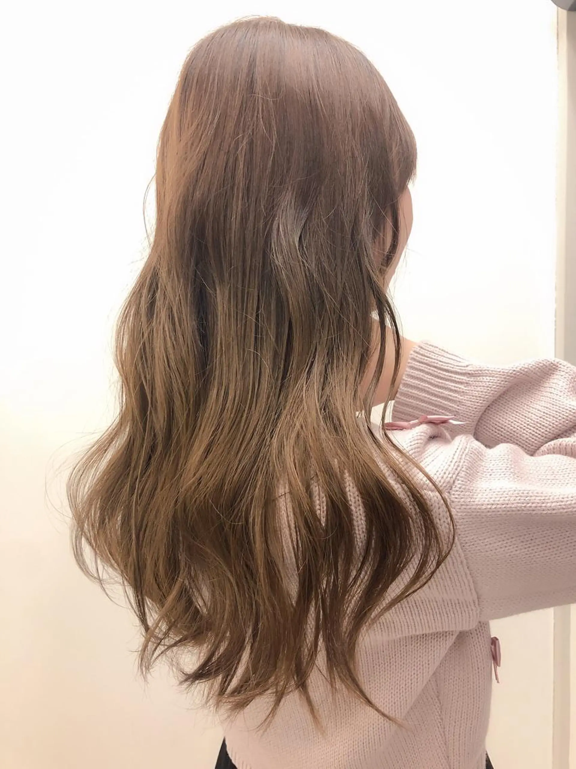 ロング コトネ🫧 韓国風レイヤーカットのヘアスタイル