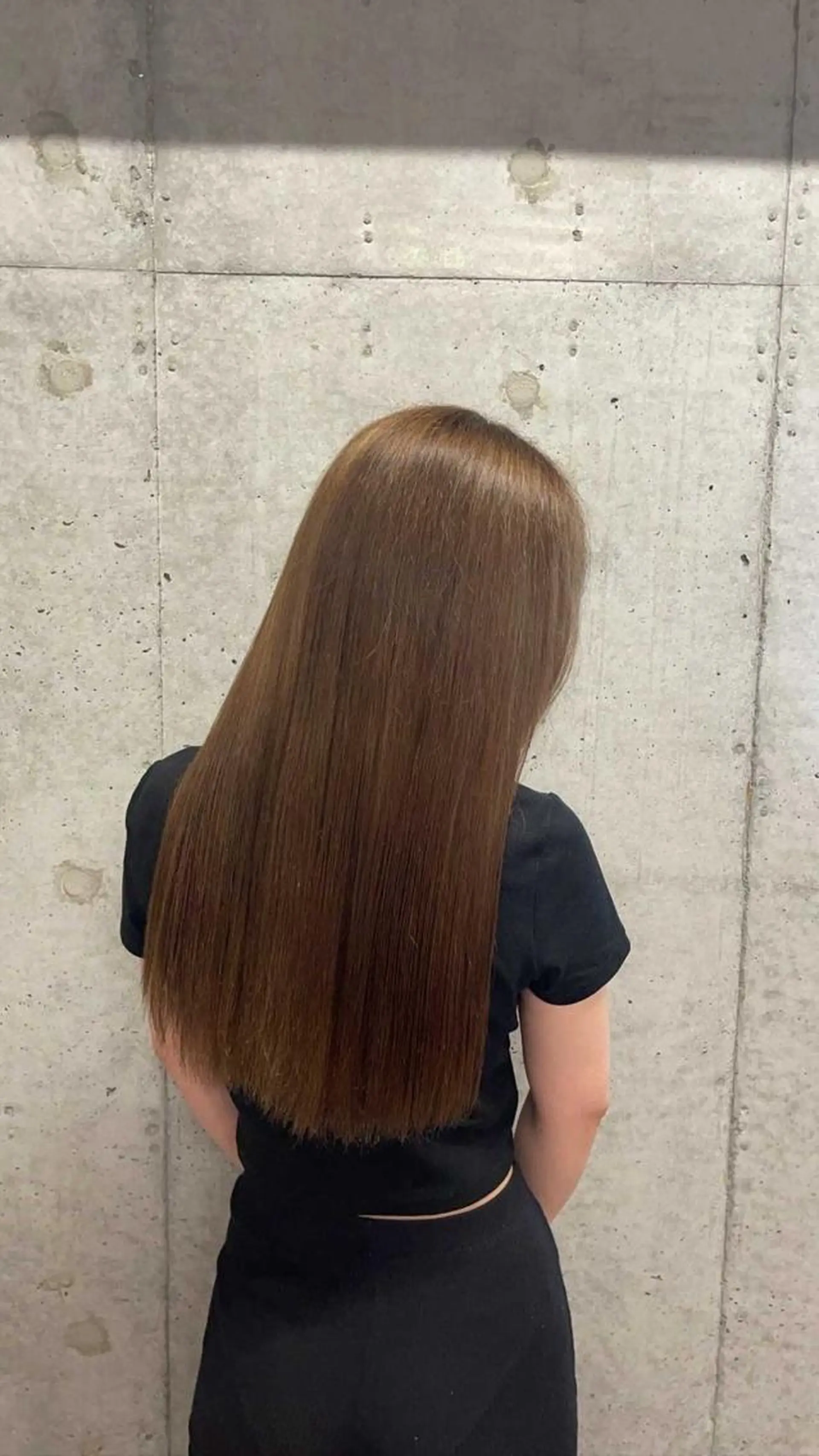 セミロング hina💟 透明感カラーのヘアスタイル