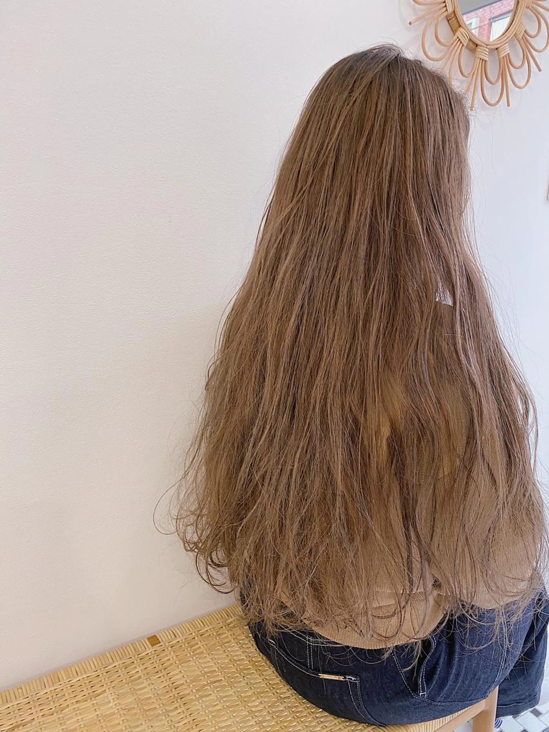 ロング カラー 顔周りレイヤー/韓国 ブリーチminamiのヘアスタイル