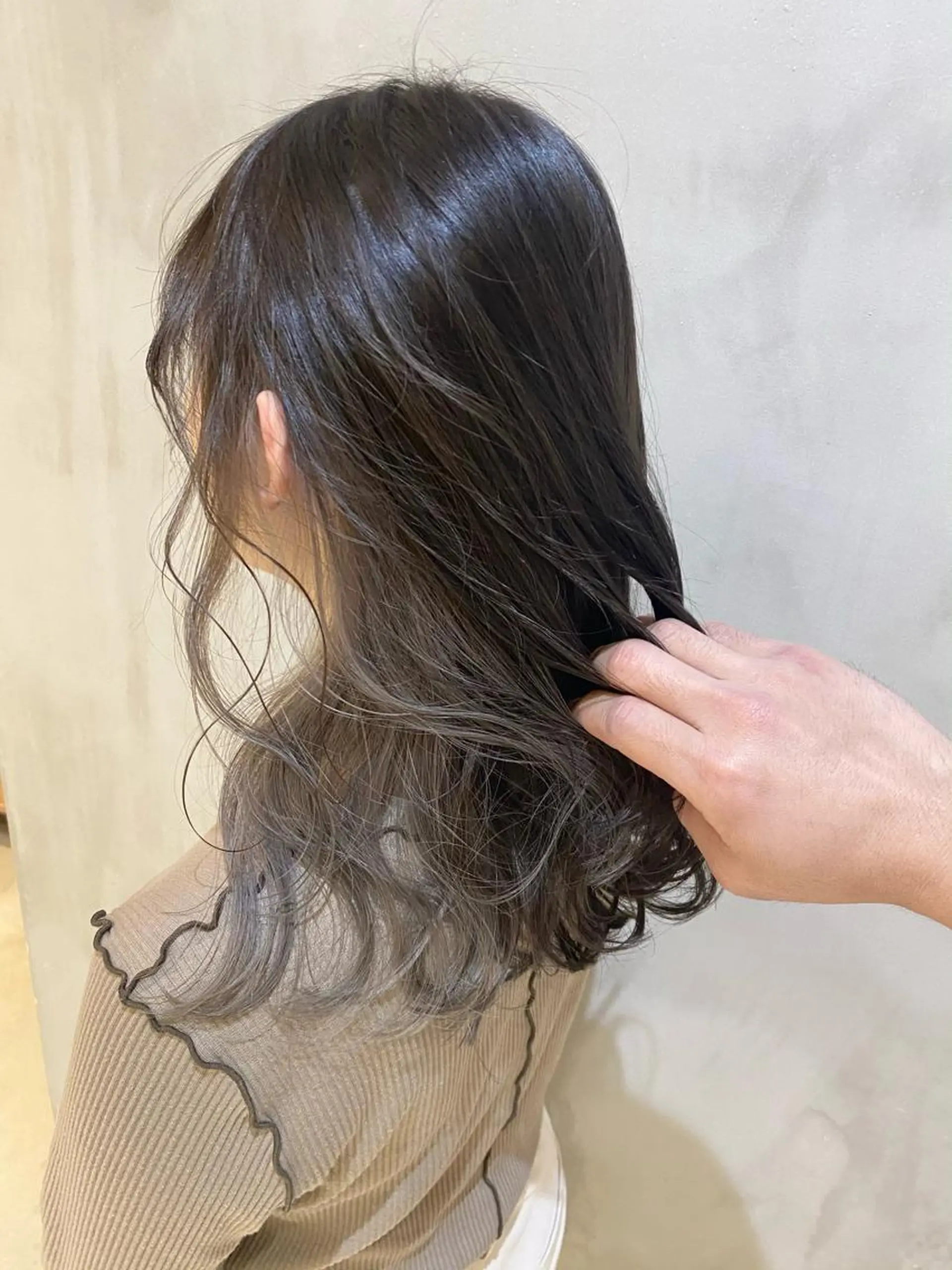 ロング カラー ヘアアレンジ ネイル マツエク・マツパ 透明感カラー ハイライトカラー 外国人風カラー ハイライト ヨシンモリ 夜23時まで予約🉑 reverieあきらのヘアスタイル
