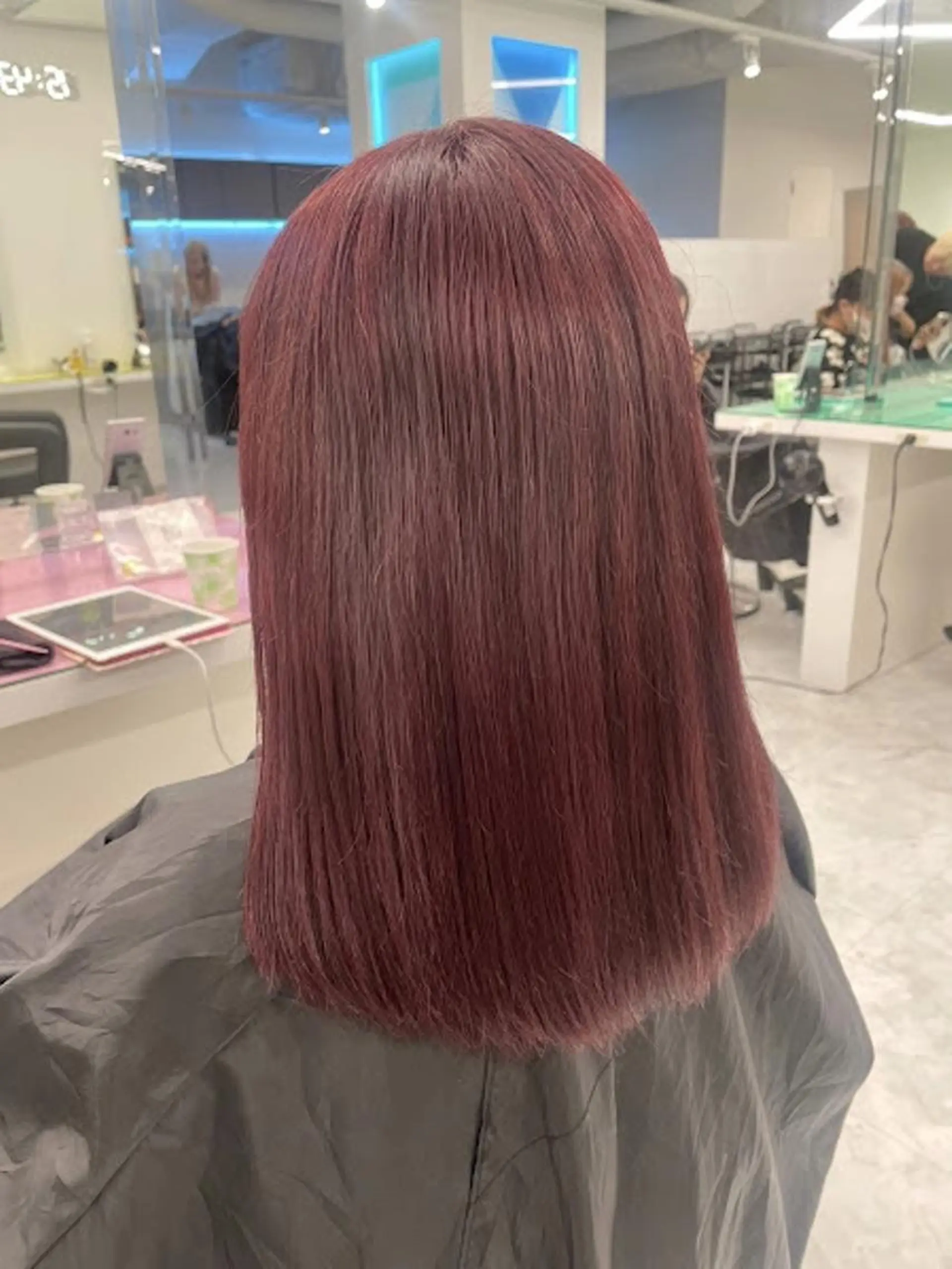 カラー official TUNE銀座🪞🪽のヘアスタイル