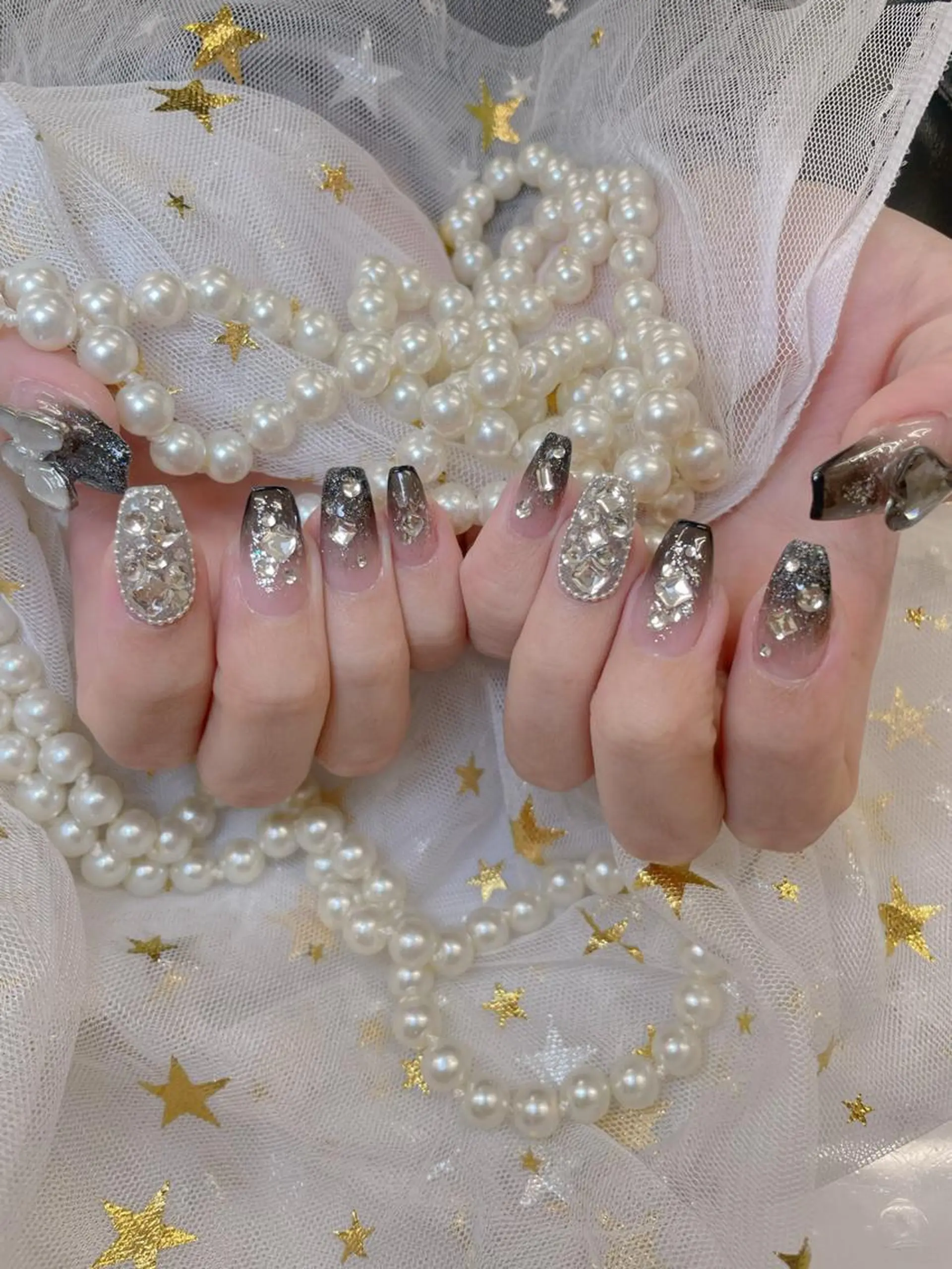 ネイル ハンドネイル ルイス " Nail 渋谷のネイルデザイン