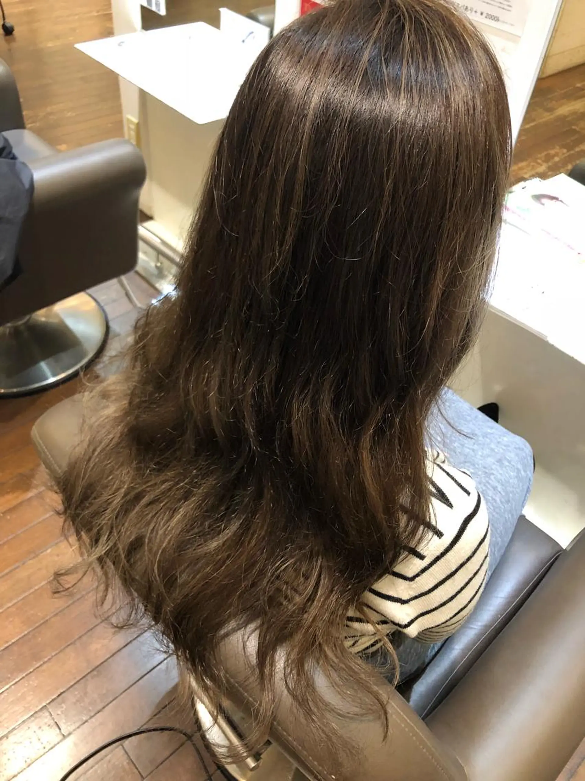 ロング カラー パーマ ヘアアレンジ アッシュ ベージュカラー 髪質改善✧︎カラー 💎AIM【アイム】のヘアスタイル