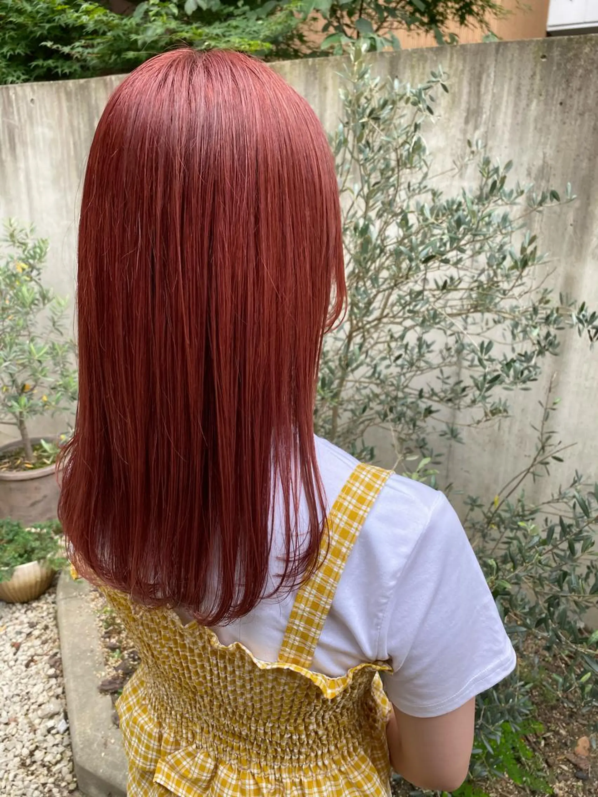 セミロング カラー ブリーチカラーが人気 onnuのヘアスタイル