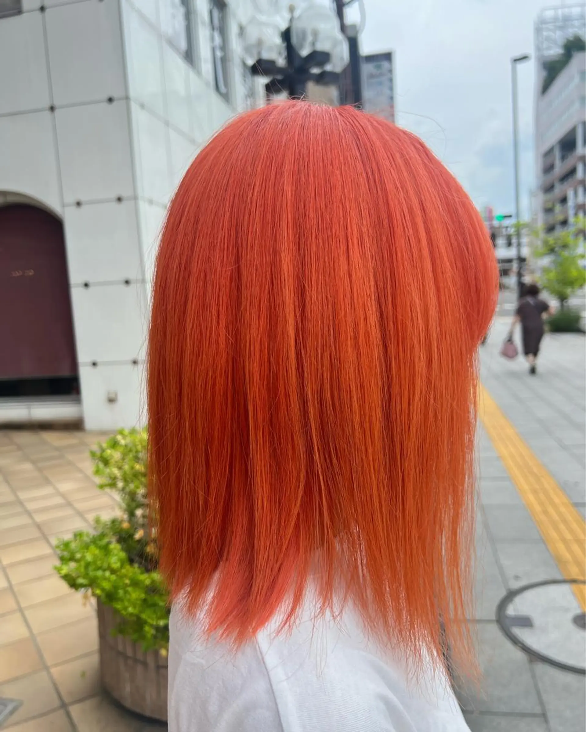 ミディアム カラー ブリーチ オレンジ 藤川 瑛梨奈のマツエク・マツパデザイン