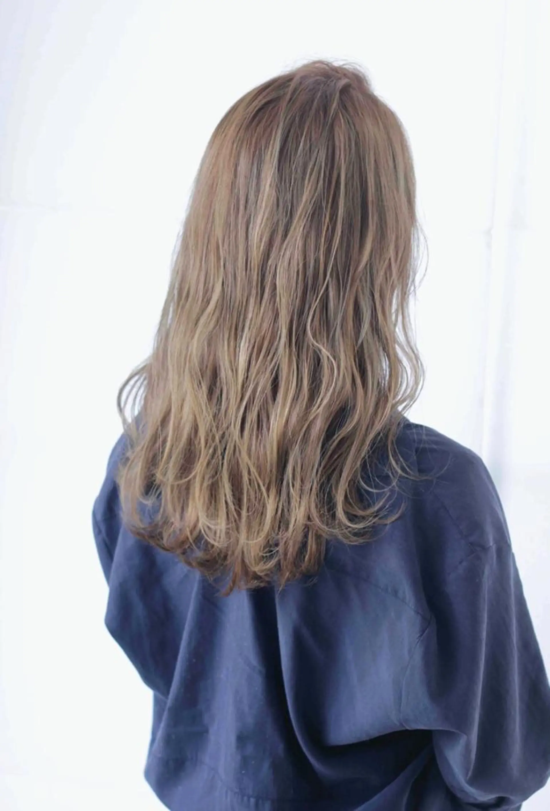 ロング カラー 韓国メンズヘア　ミル クティボブ　足立佳代のヘアスタイル