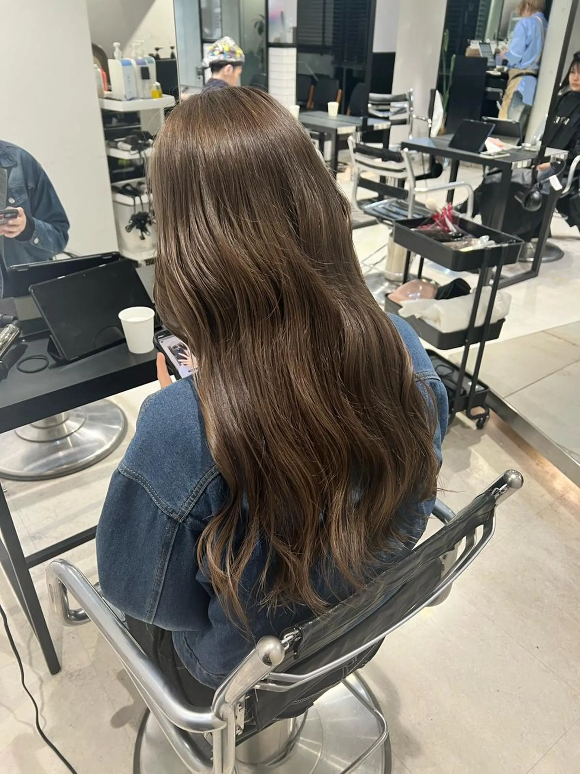 ロング カラー カット ヘアカラー トリートメント 赤みゼロ/透明感 カラー🌿KANTAのヘアスタイル