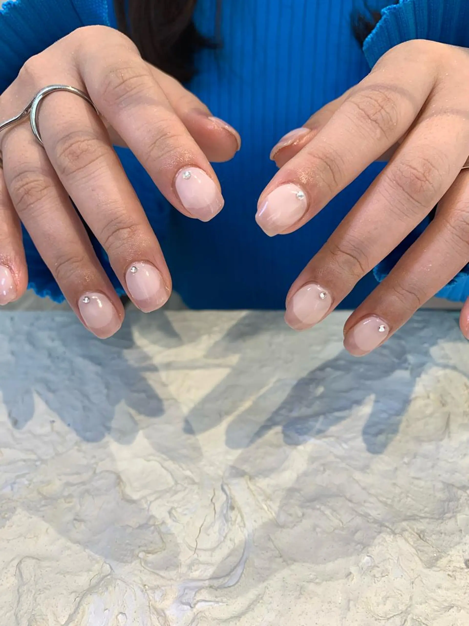 ネイル フレンチネイル ラメ(グリッター) マキノ ユイのネイルデザイン