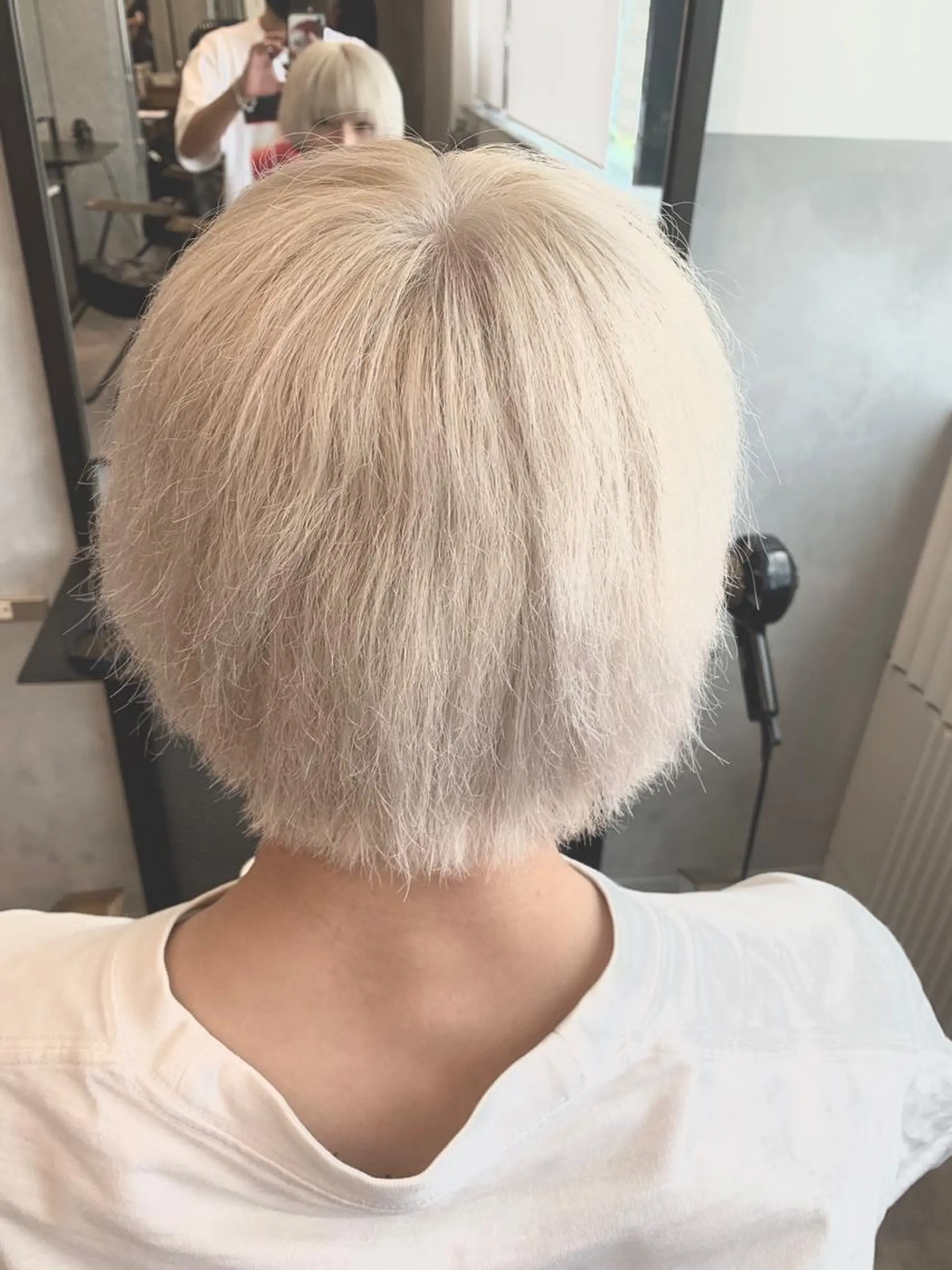 ショート カラー メンズ メンズブリーチ ブリーチ ヘアカラー トリートメント 🌻【ショート特化 美容師】いつき🌻のヘアスタイル