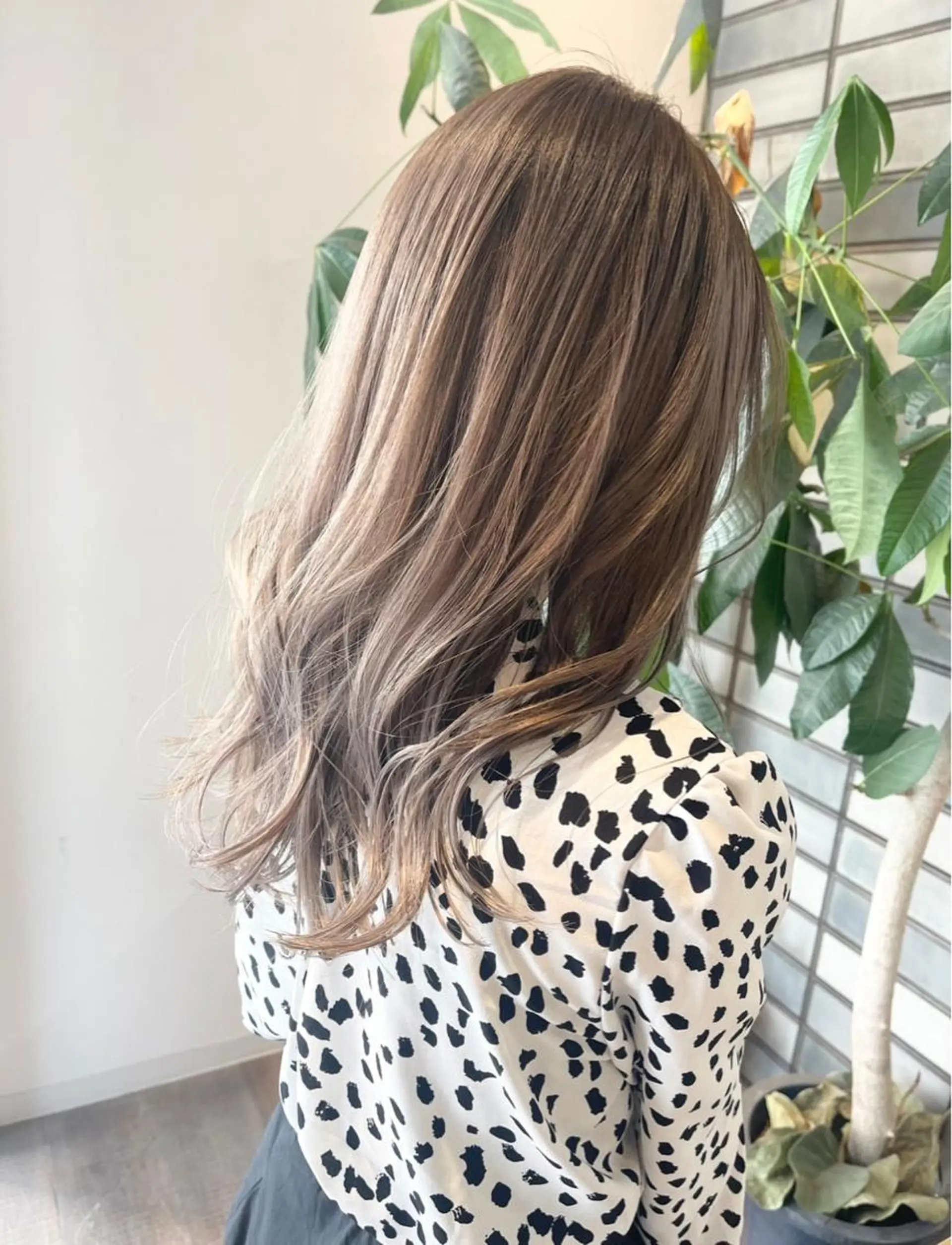 ロング カラー EIGHTSOL博多 筑紫口店 溝口里穂のヘアスタイル