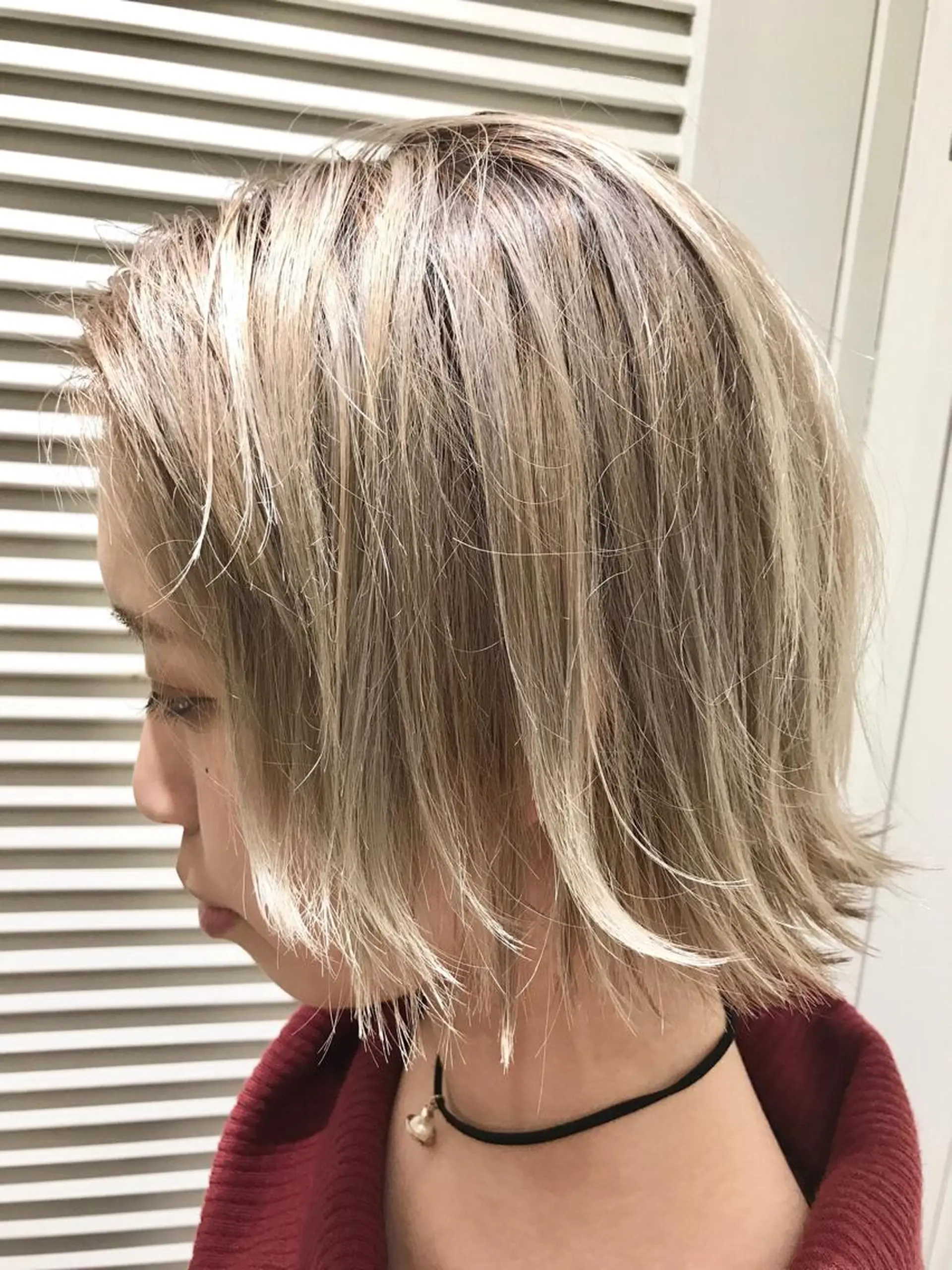 ミディアム 渋谷ハイトーン/ デザインカラー阿部のヘアスタイル