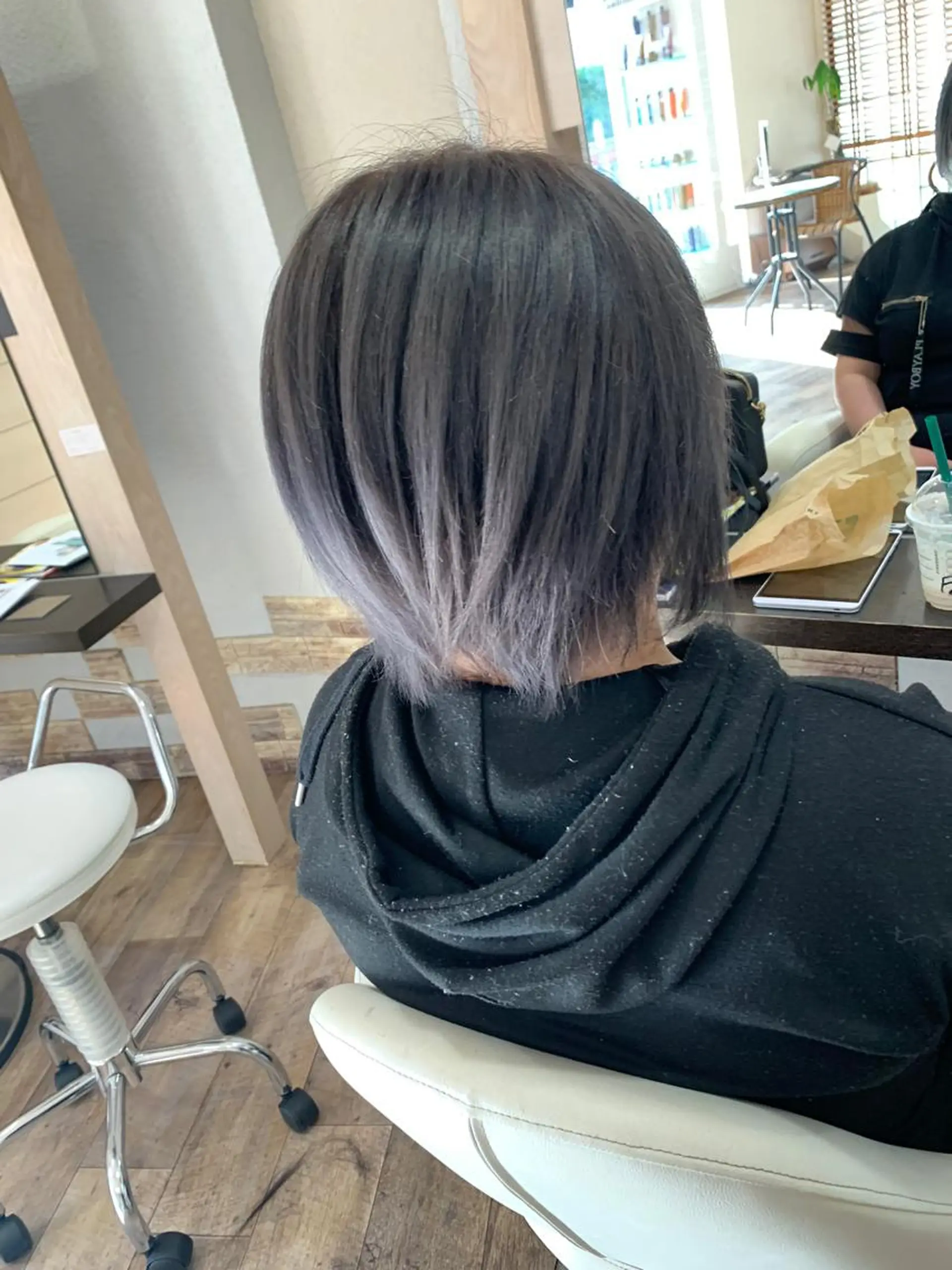 ショート レディース専用🌷咲 の垢抜けブリーチ部屋のヘアスタイル