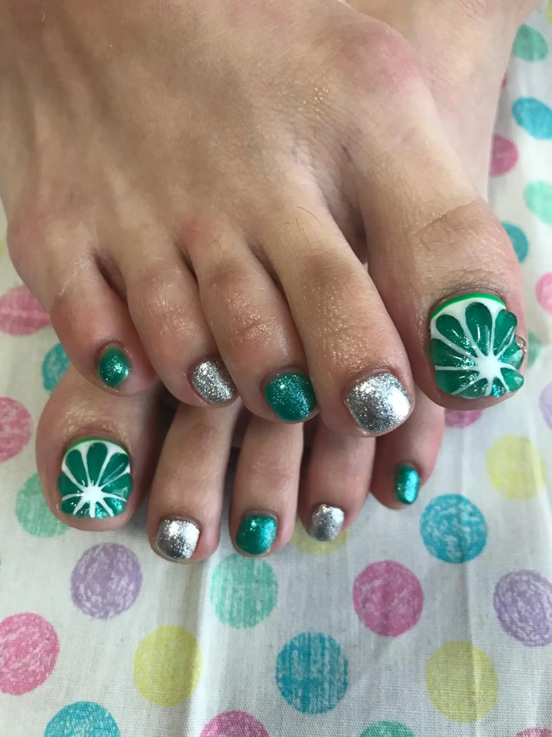 ネイル フットネイル みんなの店所属・仲谷 つかさのエステ・リラクイメージ