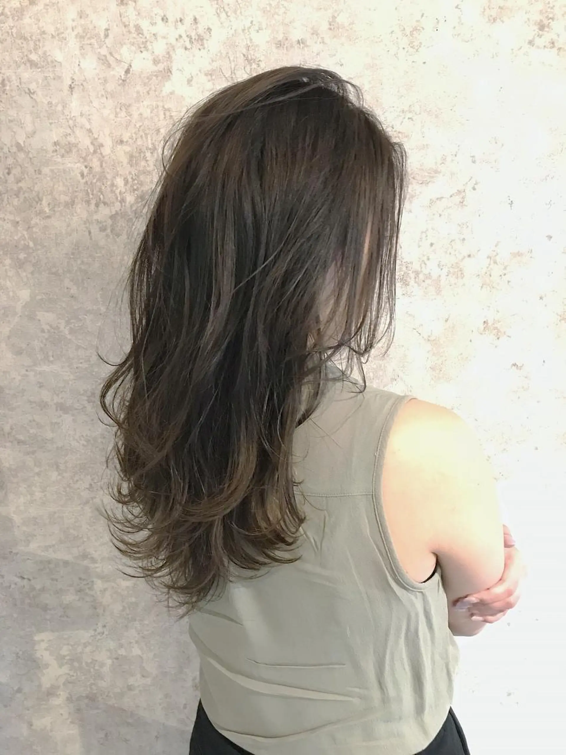 ミディアム カラー パーマ 小顔カット✨ 透明感カラー/村上のヘアスタイル