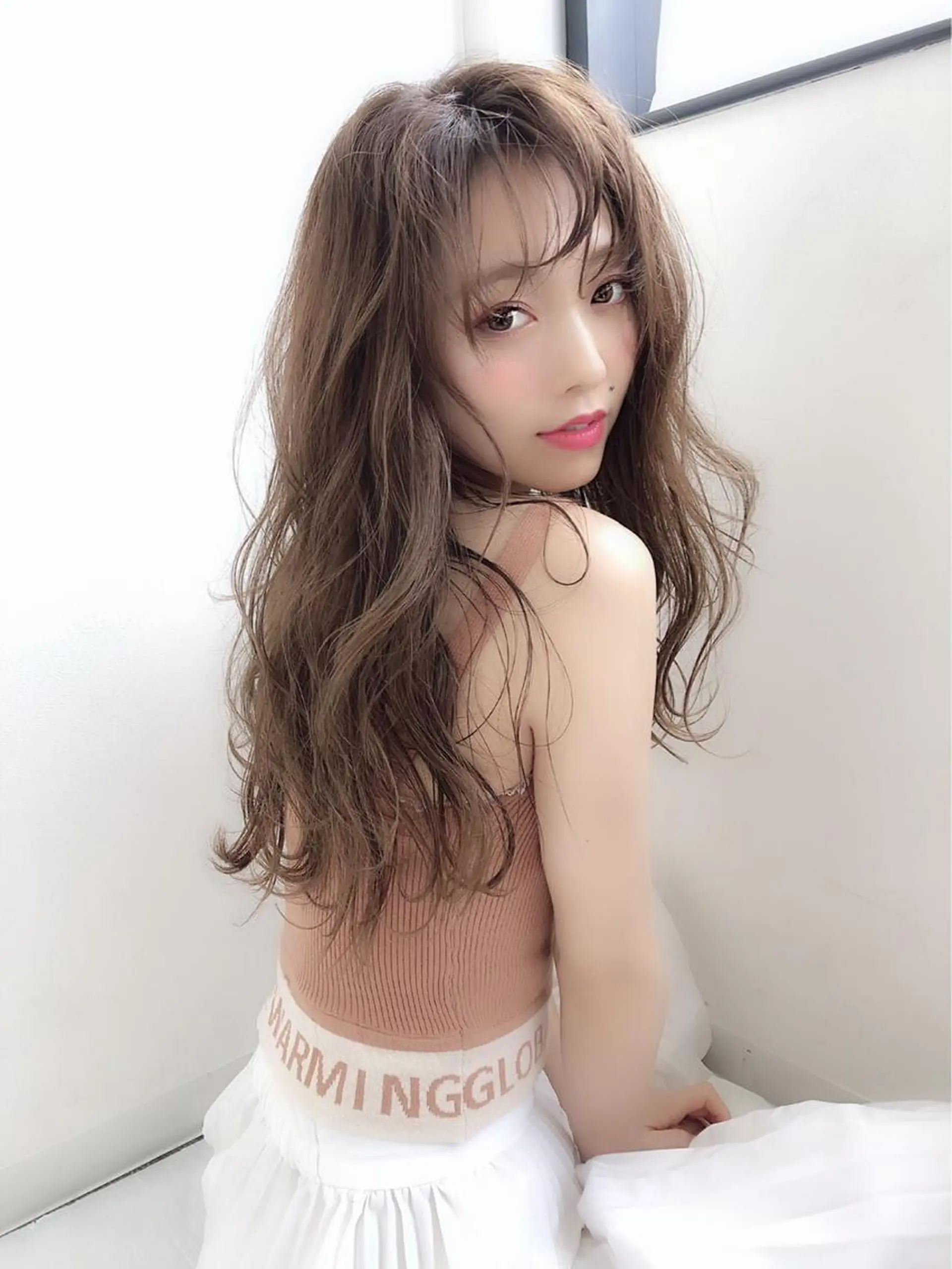 ロング コトネ🫧 韓国風レイヤーカットのヘアスタイル