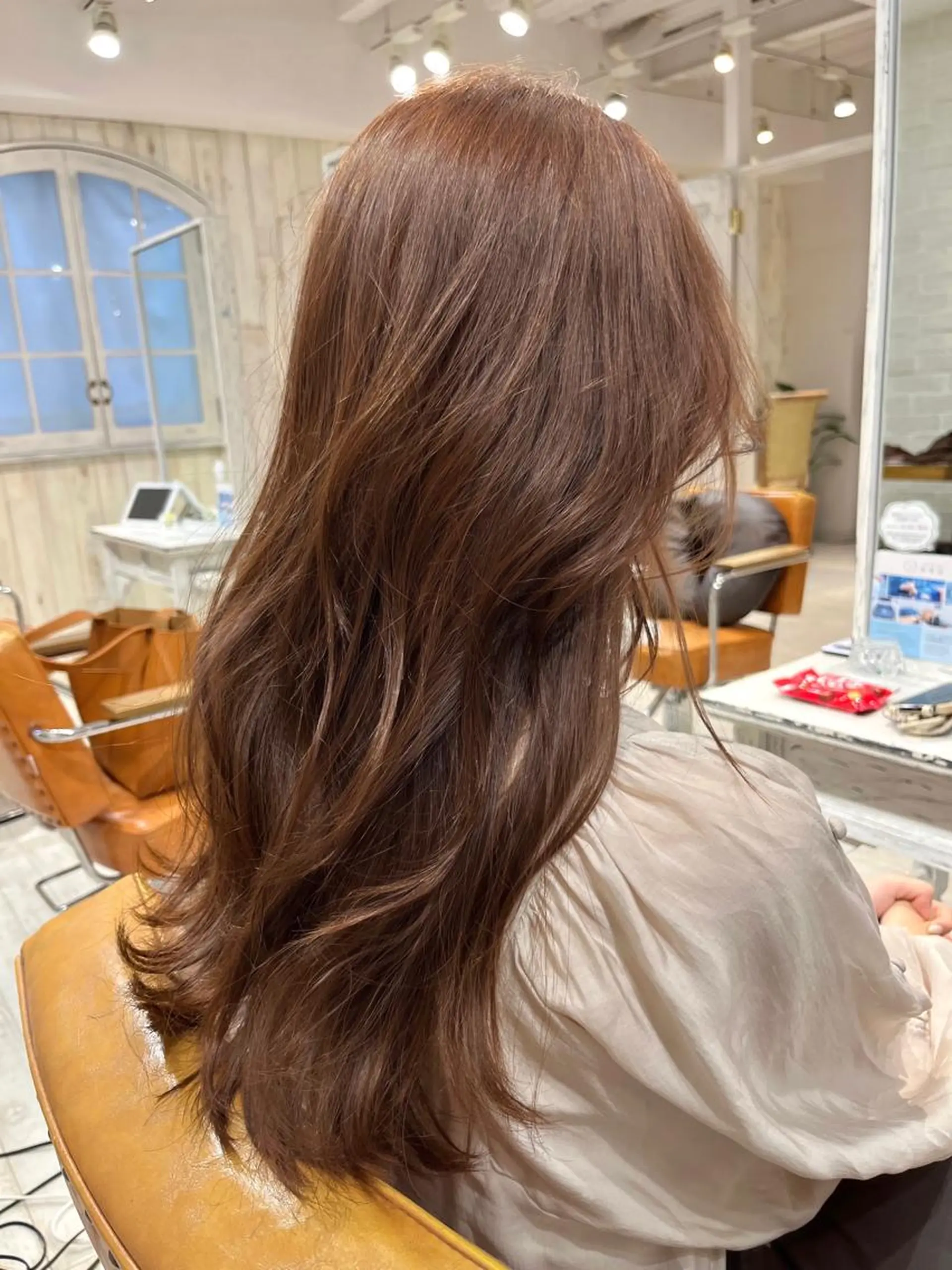 ロング カラー ベージュカラー ブラウンカラー ショコラベージュ モカブラウン カット ヘアカラー トリートメント 【韓国ヘア×透明感 カラー】笹谷 莉未のヘアスタイル
