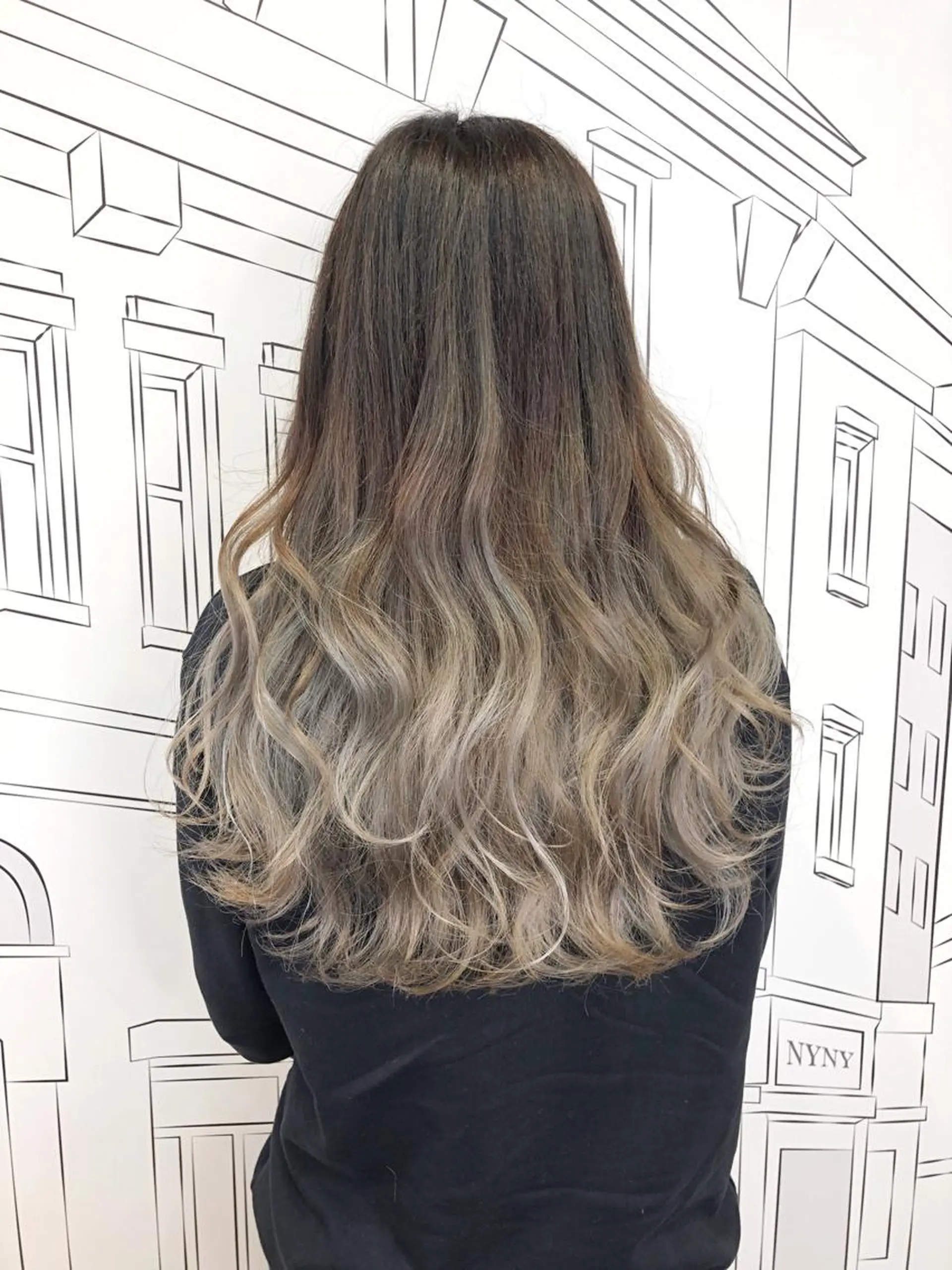 セミロング カラー バレイヤージュ ベージュカラー グラデーションカラー グレージュ ハイライトカラー レイヤー⭐️カラー ⭐️平川雅史のヘアスタイル