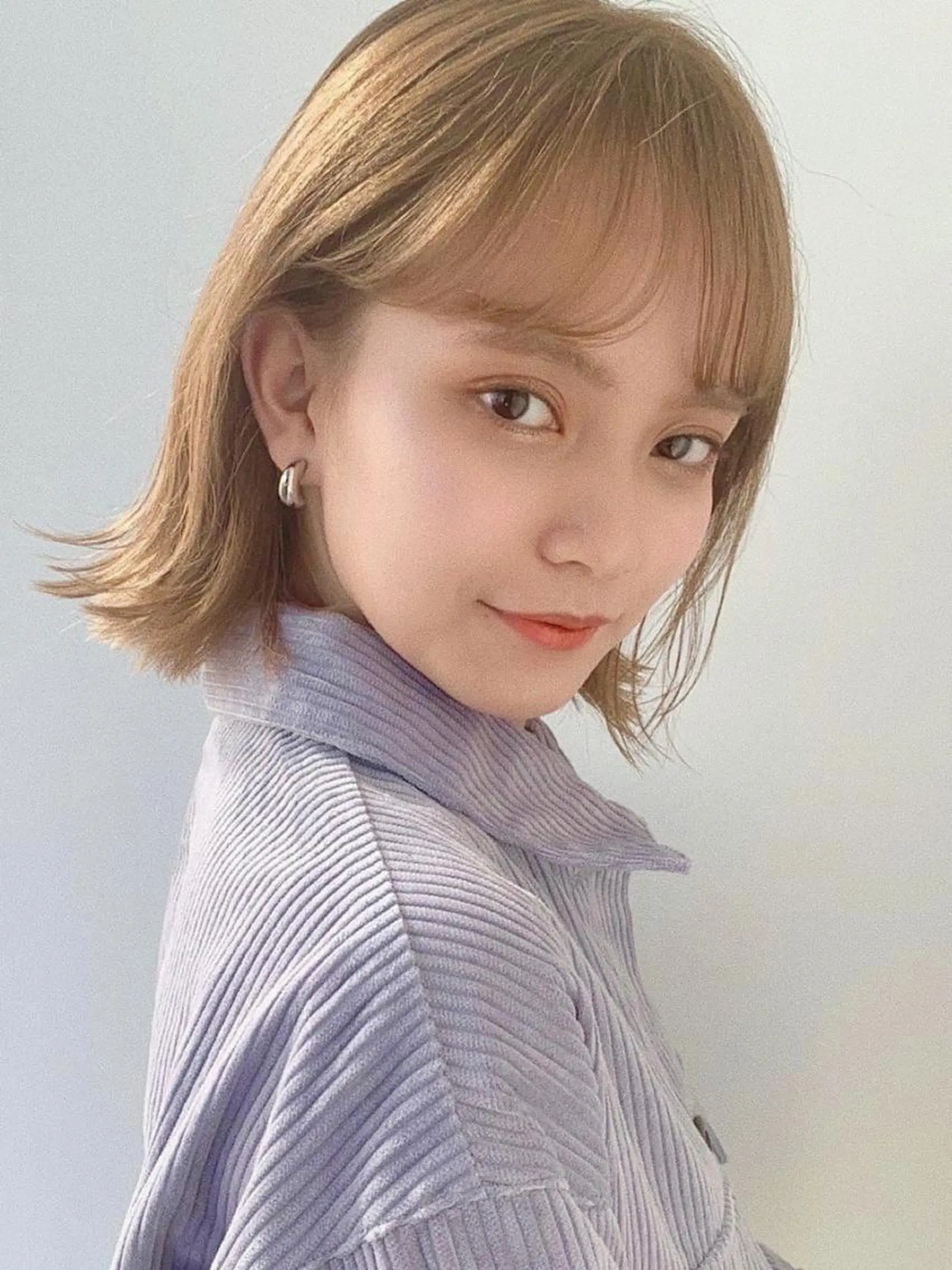 ミディアム カラー ヘアカラー トリートメント 🤍オオカワ レイナ🤍のヘアスタイル