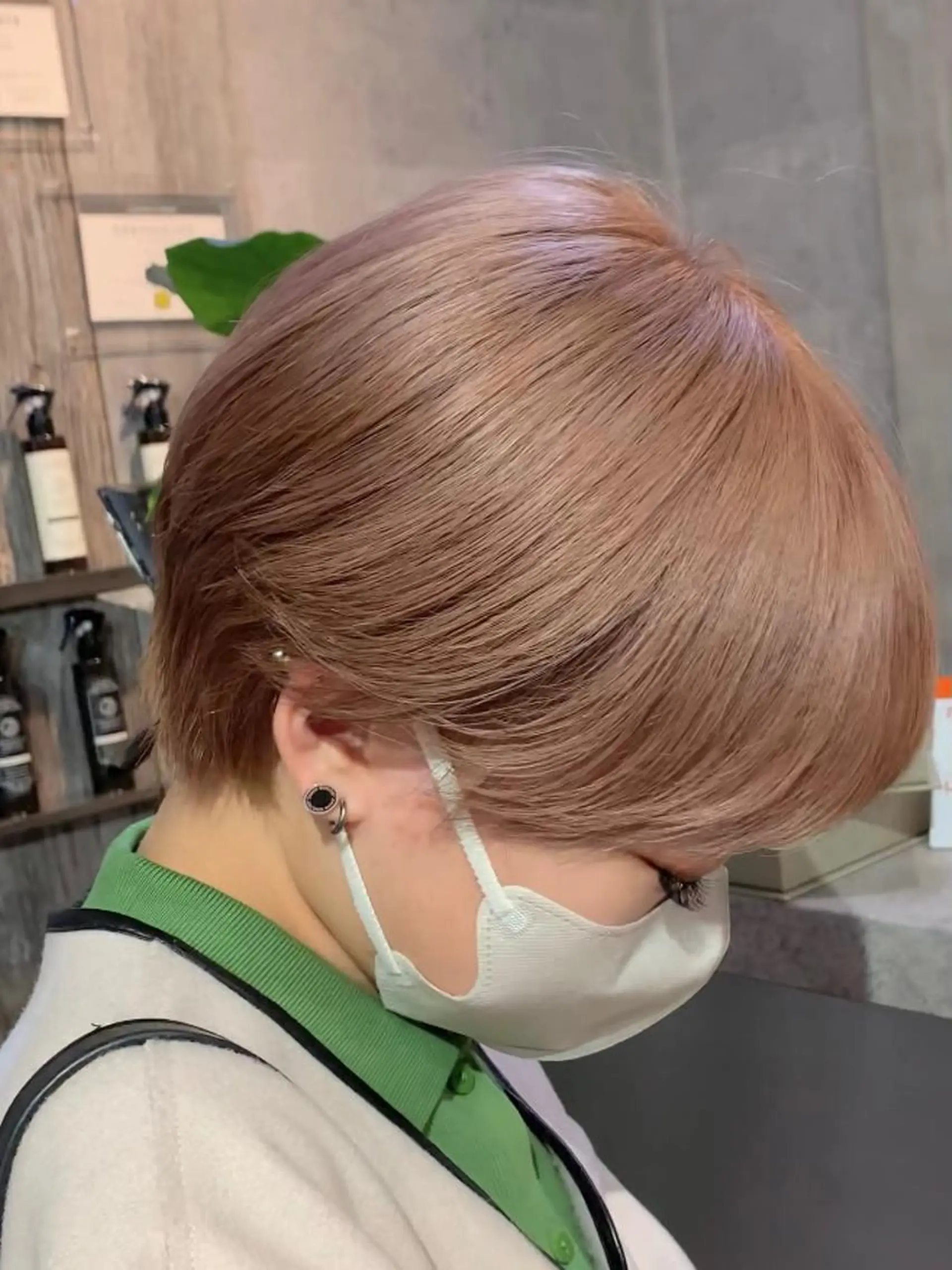 ショート カラー ベージュカラー ピンクカラー ピンクベージュ ショートヘア カット B E C H I C O〔べち子〕のヘアスタイル