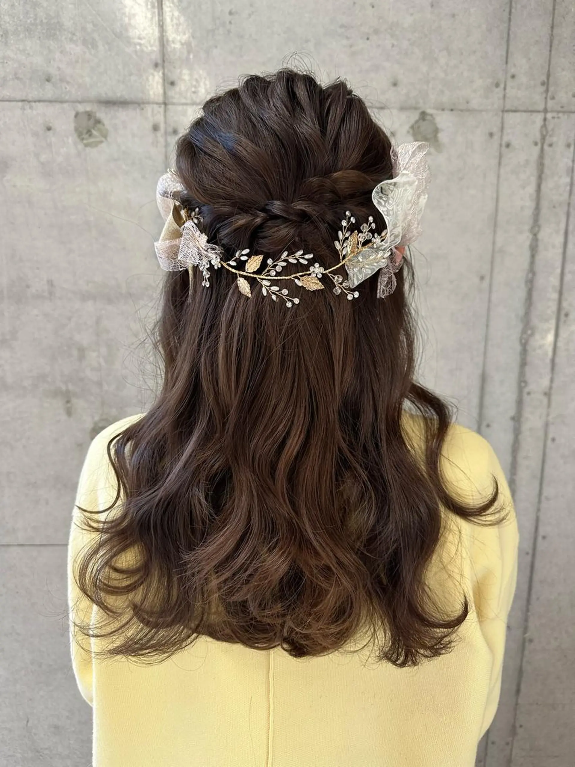 ロング ヘアアレンジ 女性に人気♪ はやしほのかのヘアスタイル