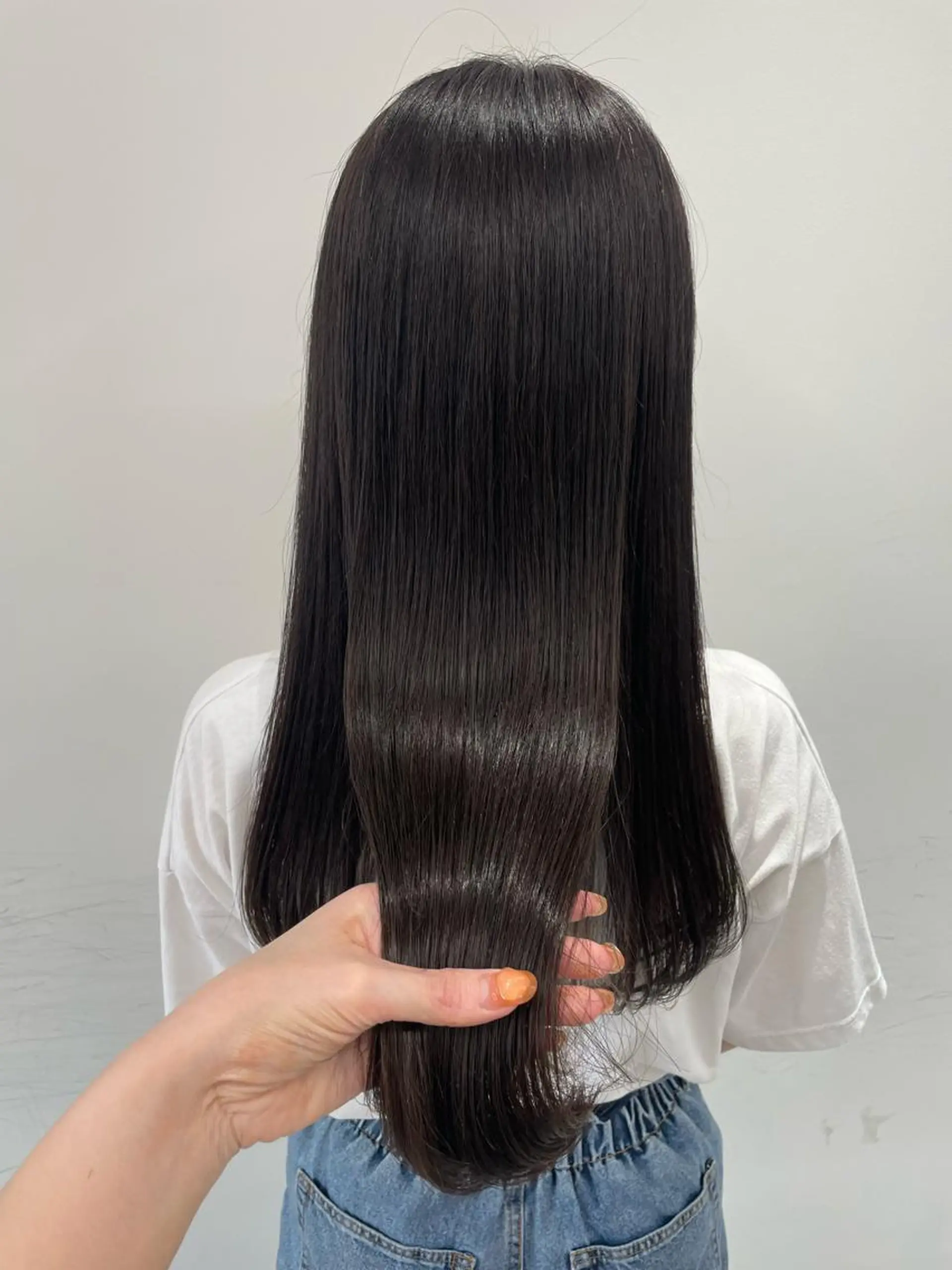 ロング 髪質改善 ひろせ かなのヘアスタイル