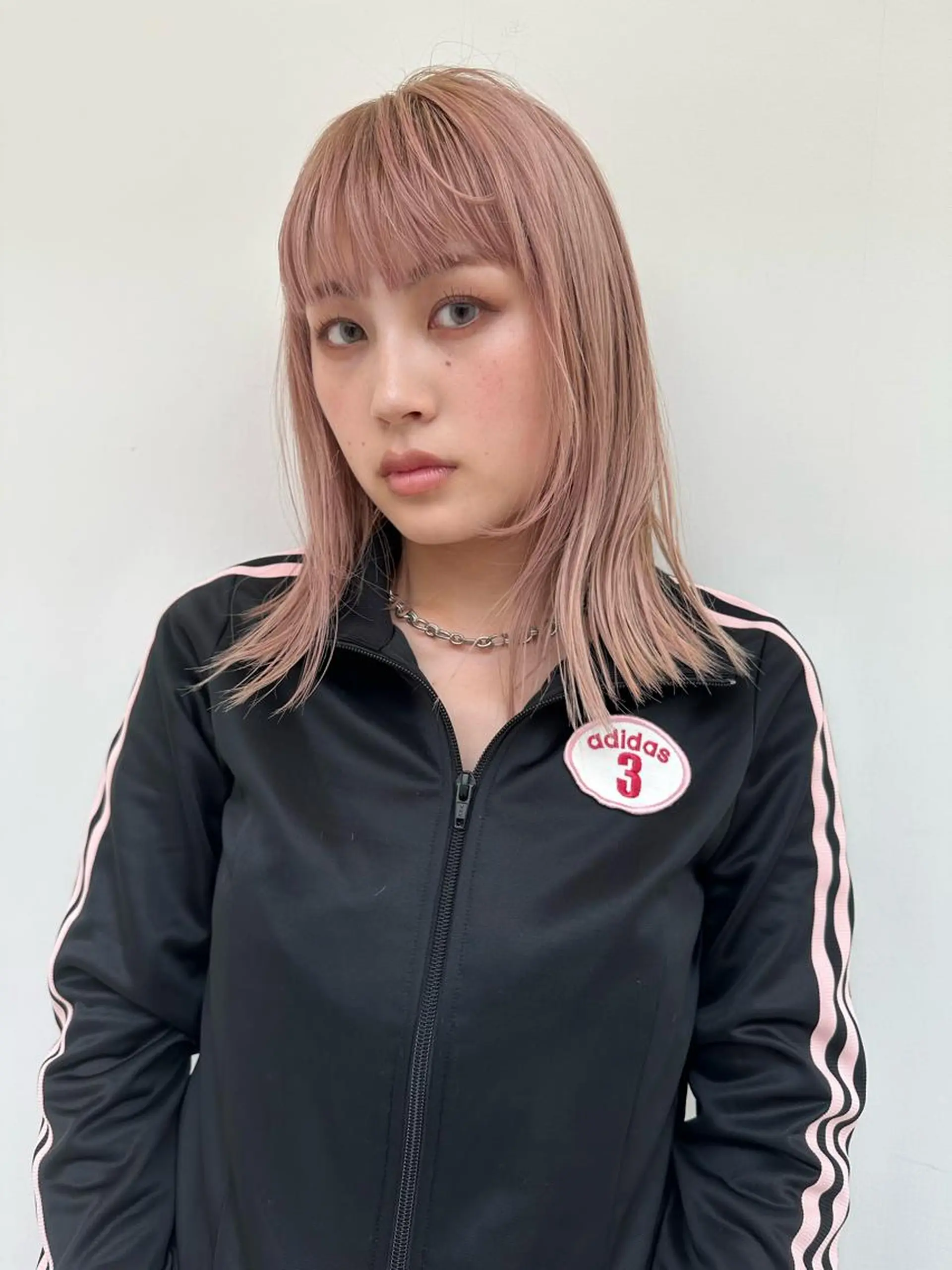 セミロング ヘアカラー ダブルカラー,透け カラーHINARIのヘアスタイル