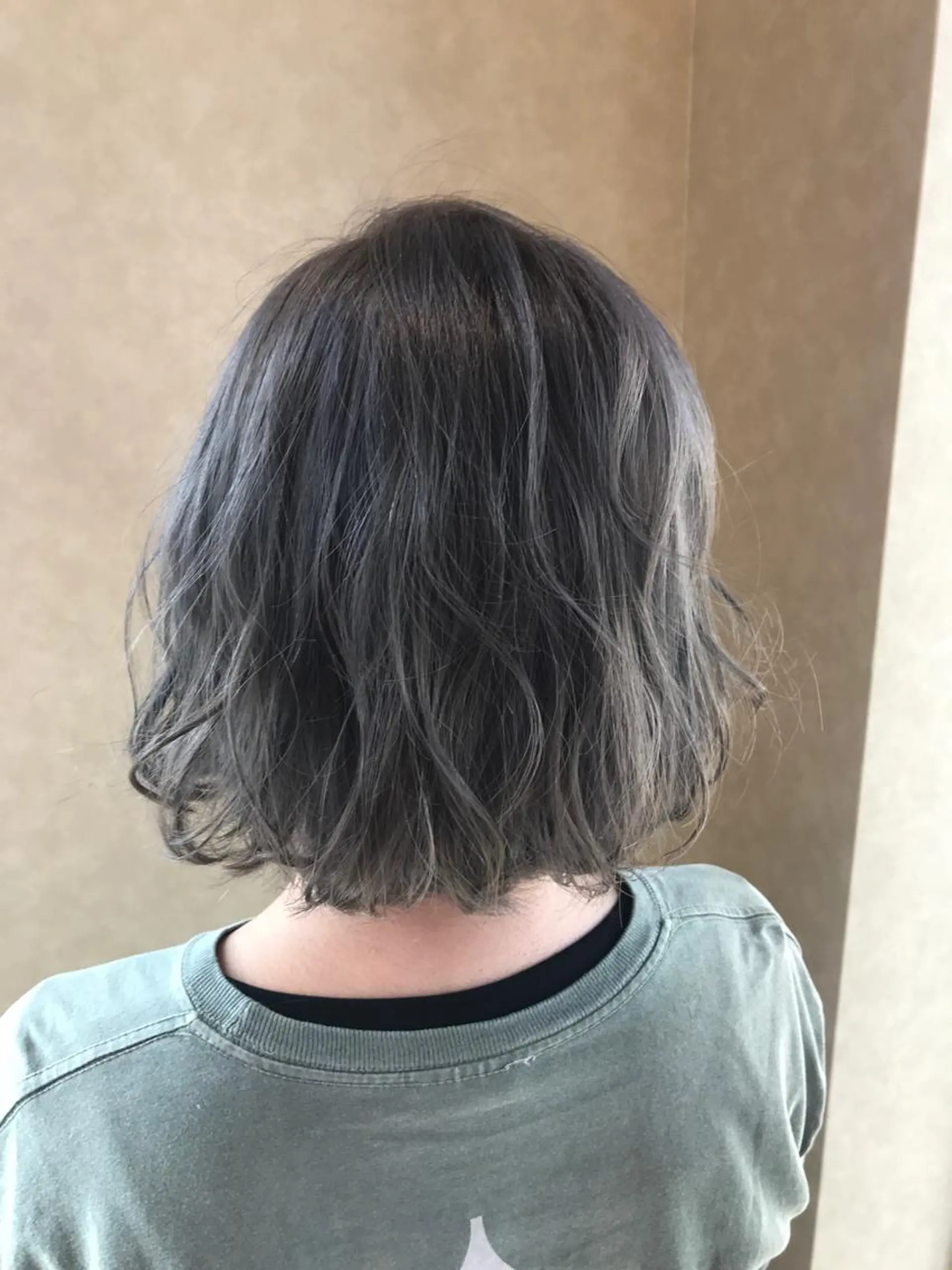 ミディアム カラー 丸山 香のヘアスタイル