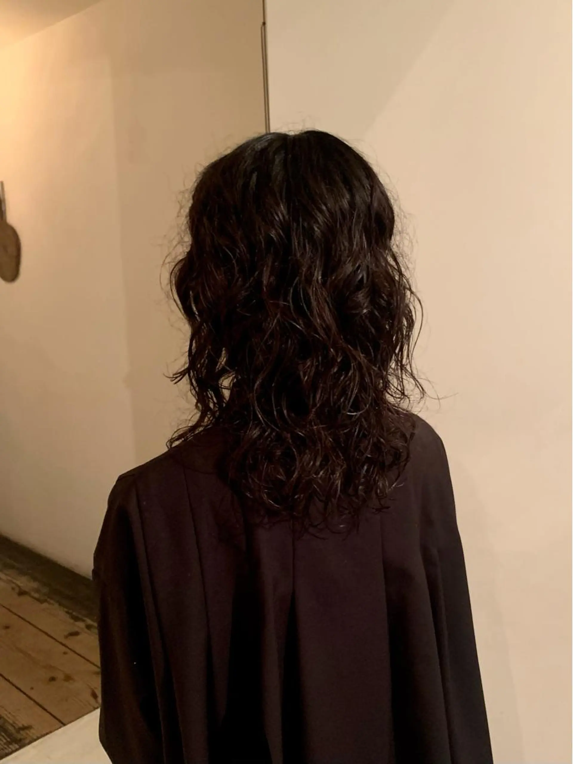 セミロング パーマ room3小出 奈央子のヘアスタイル