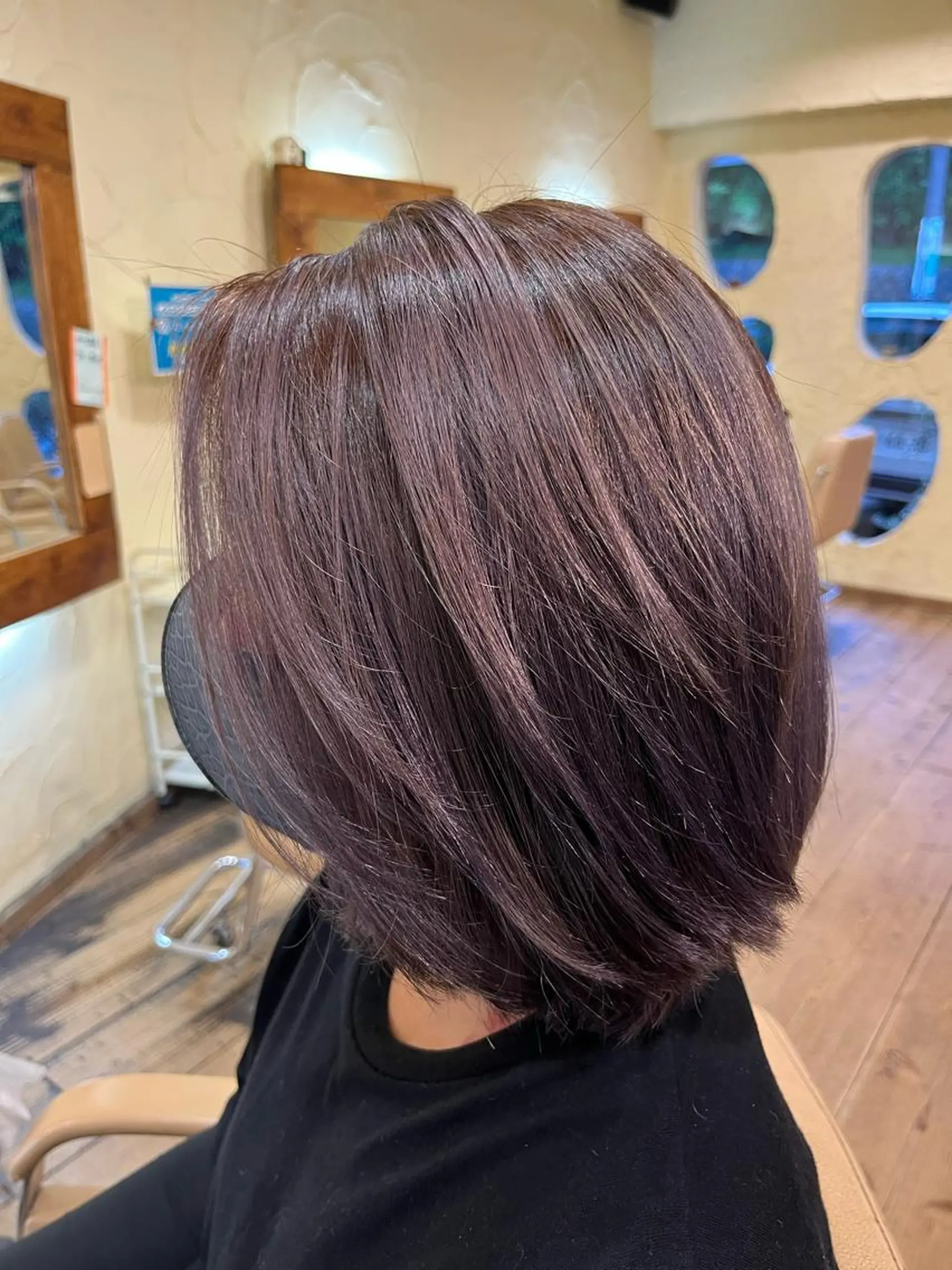 ミディアム カット ヘアカラー 柘植 雅大のヘアスタイル