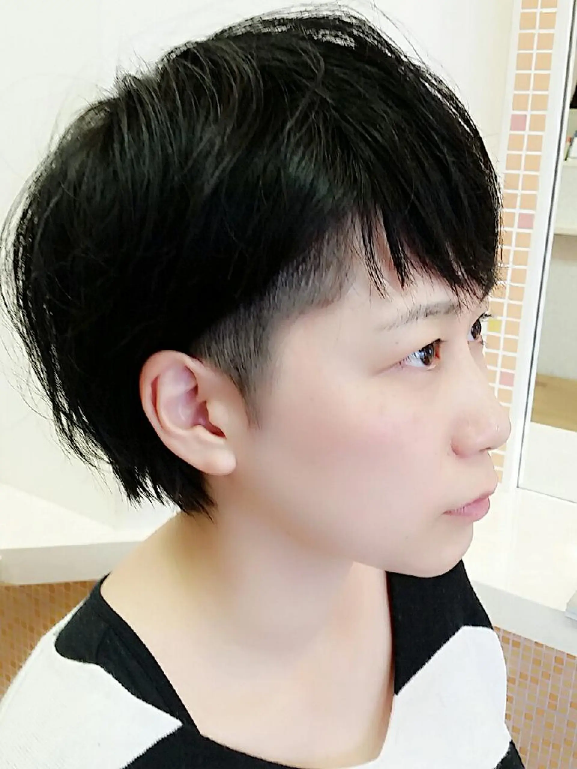 ショート 湊 ヒロシのヘアスタイル