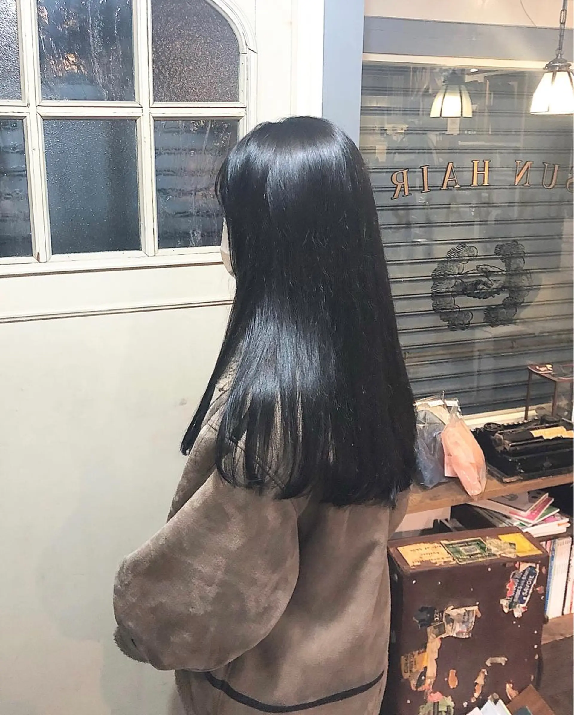 ロング AYANO ／レイヤー／オリーブのヘアスタイル