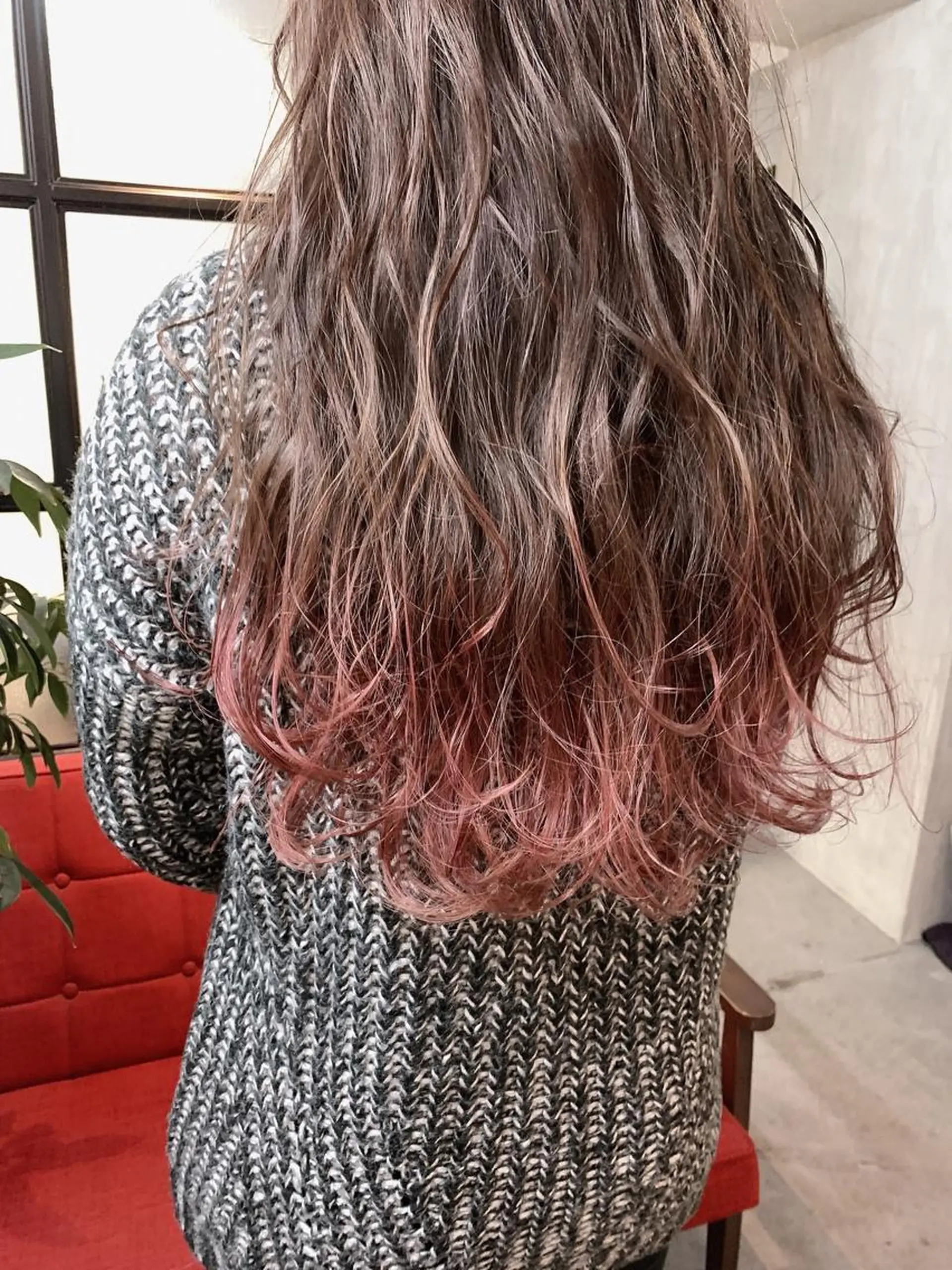 ロング カラー なかの たくみのヘアスタイル