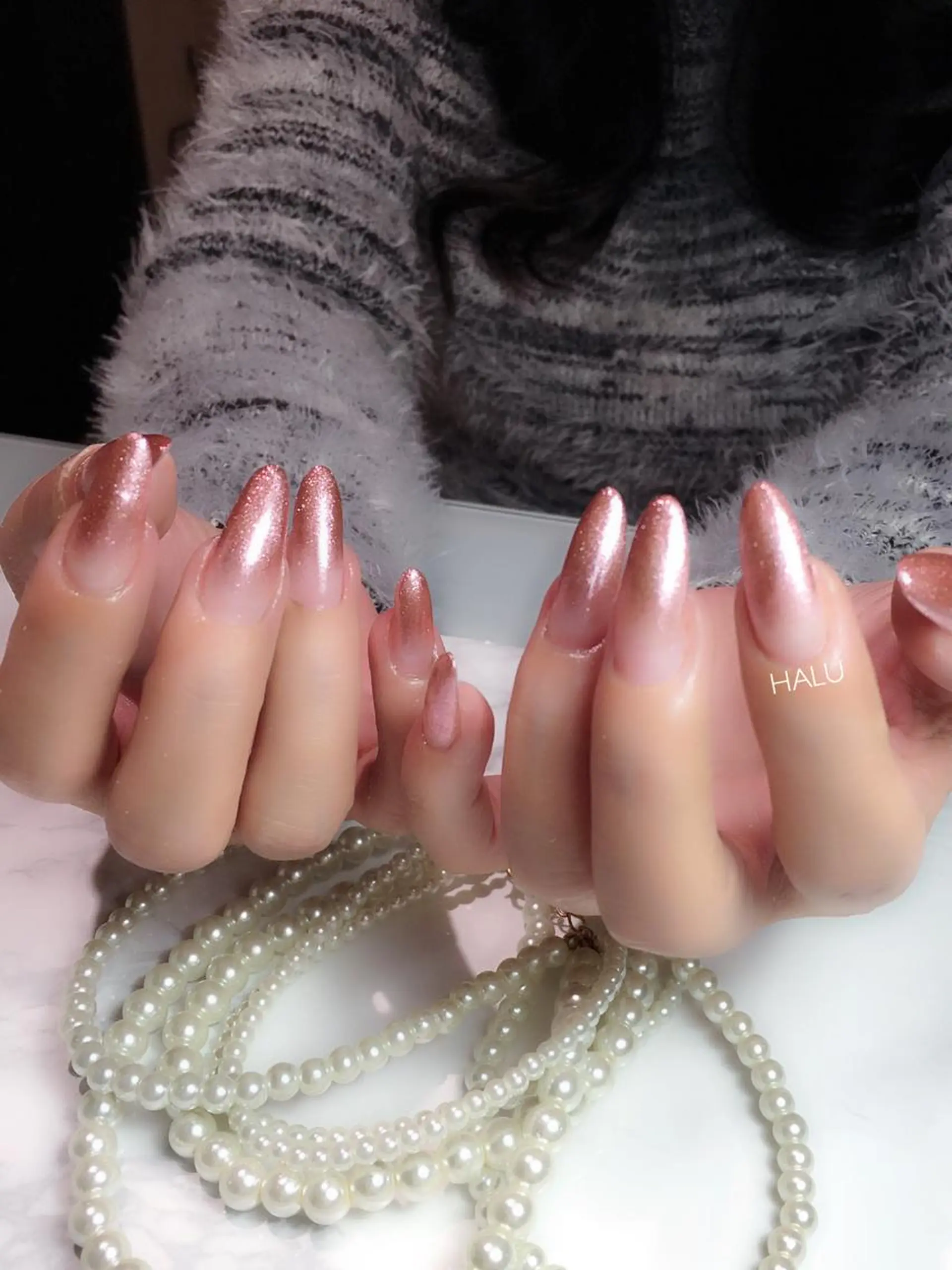 ネイル グラデーション ラメ(グリッター) ラメグラデーション シンプルネイル HALU ハルのネイルデザイン