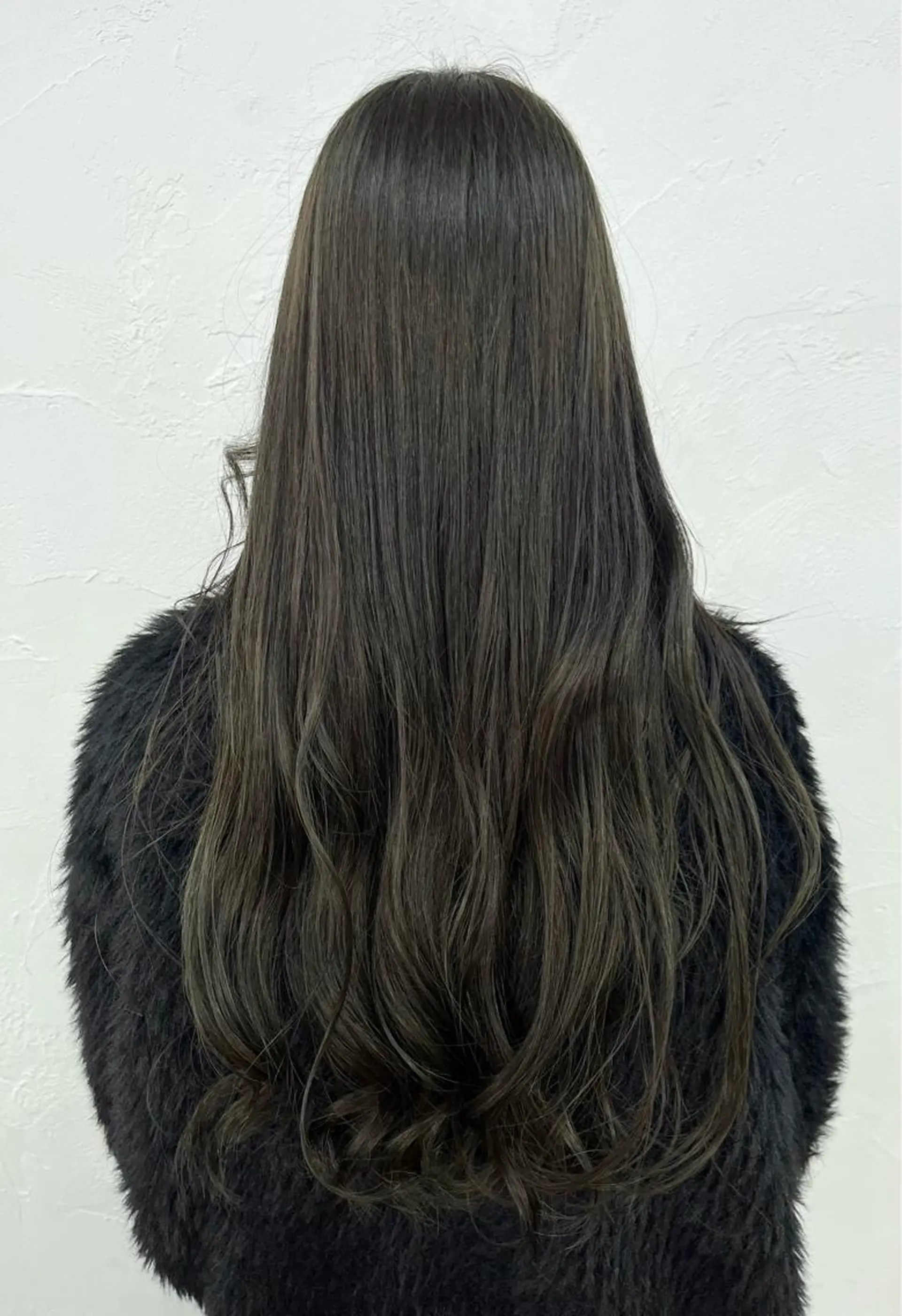 ロング カラー YUZUKI/艶カラ ー/丸みショートのヘアスタイル