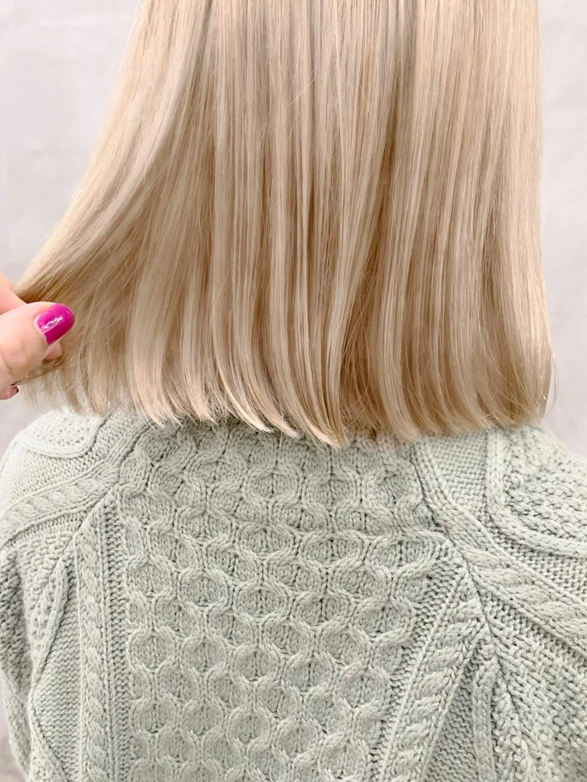 カラー ベージュカラー ブリーチ ミルクティーベージュ ヘッドスパ (女性限定)🍋モエのヘアスタイル