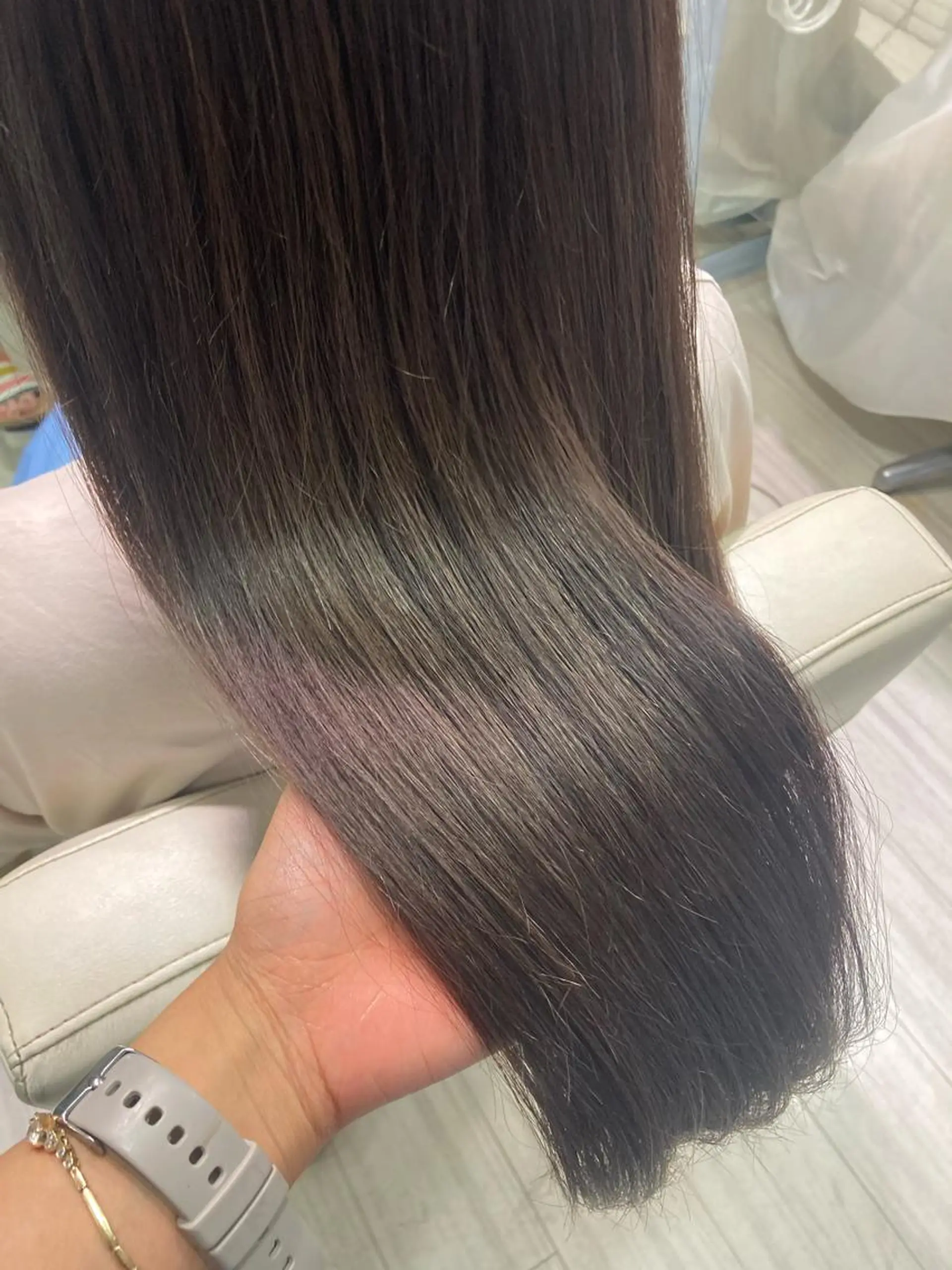 ロング カラー ハイライトカラー ハイライト ヘアカラー トリートメント 坂口 愛のヘアスタイル