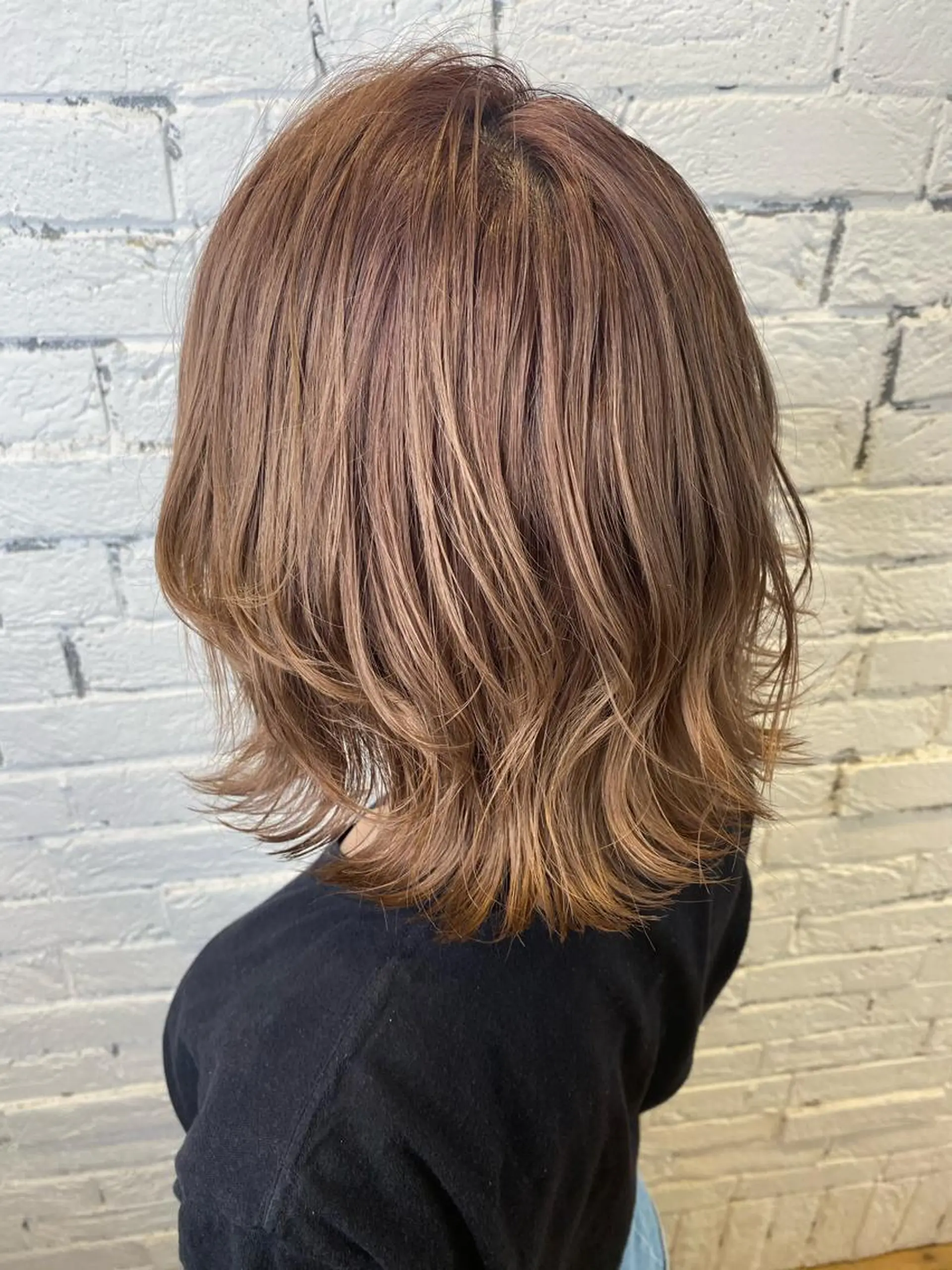 カラー 前田 輝のヘアスタイル