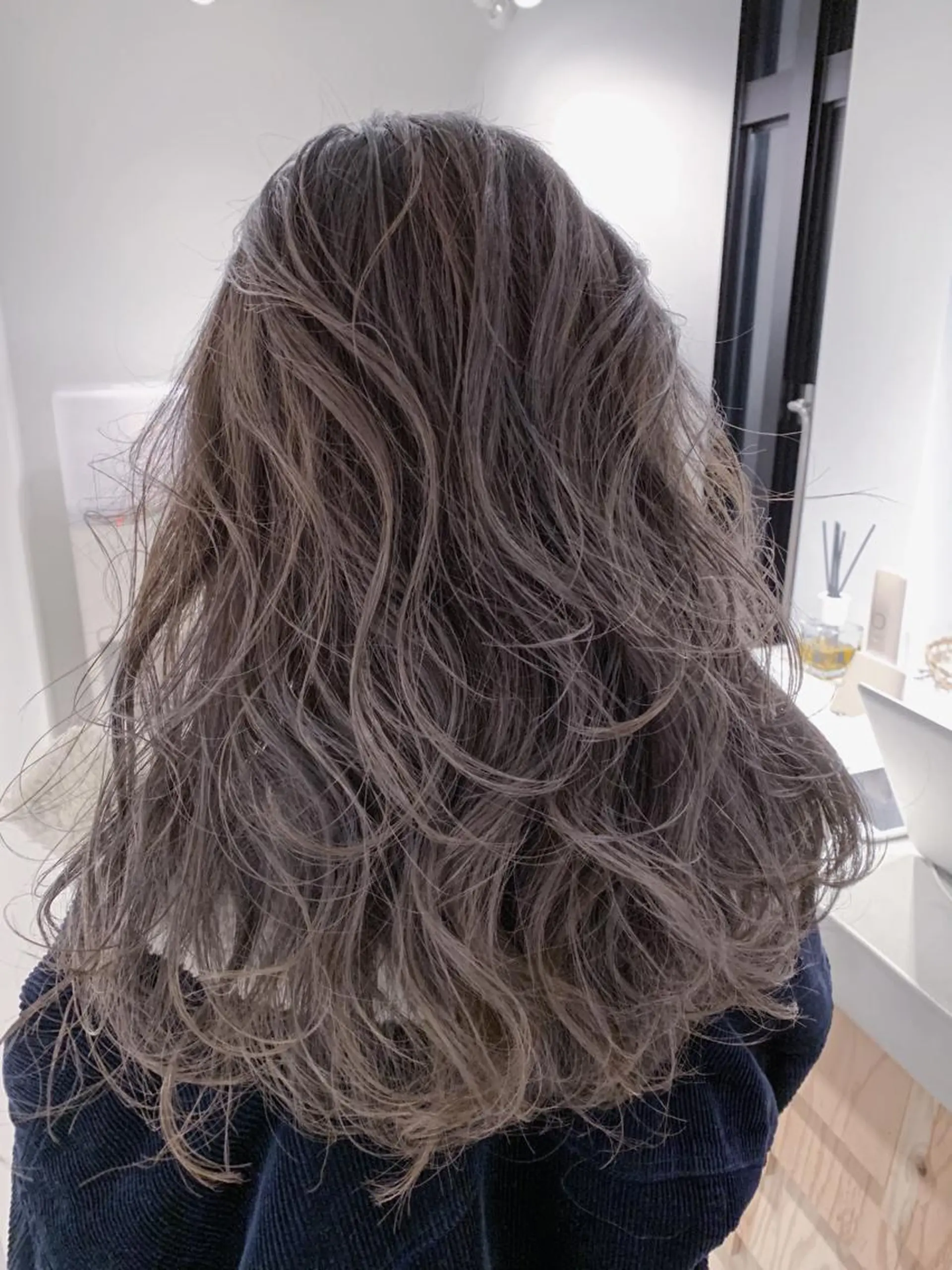 ロング カラー グレージュ DUMBO所属・【完全マンツー 恵比寿】佐藤 翔のヘアスタイル