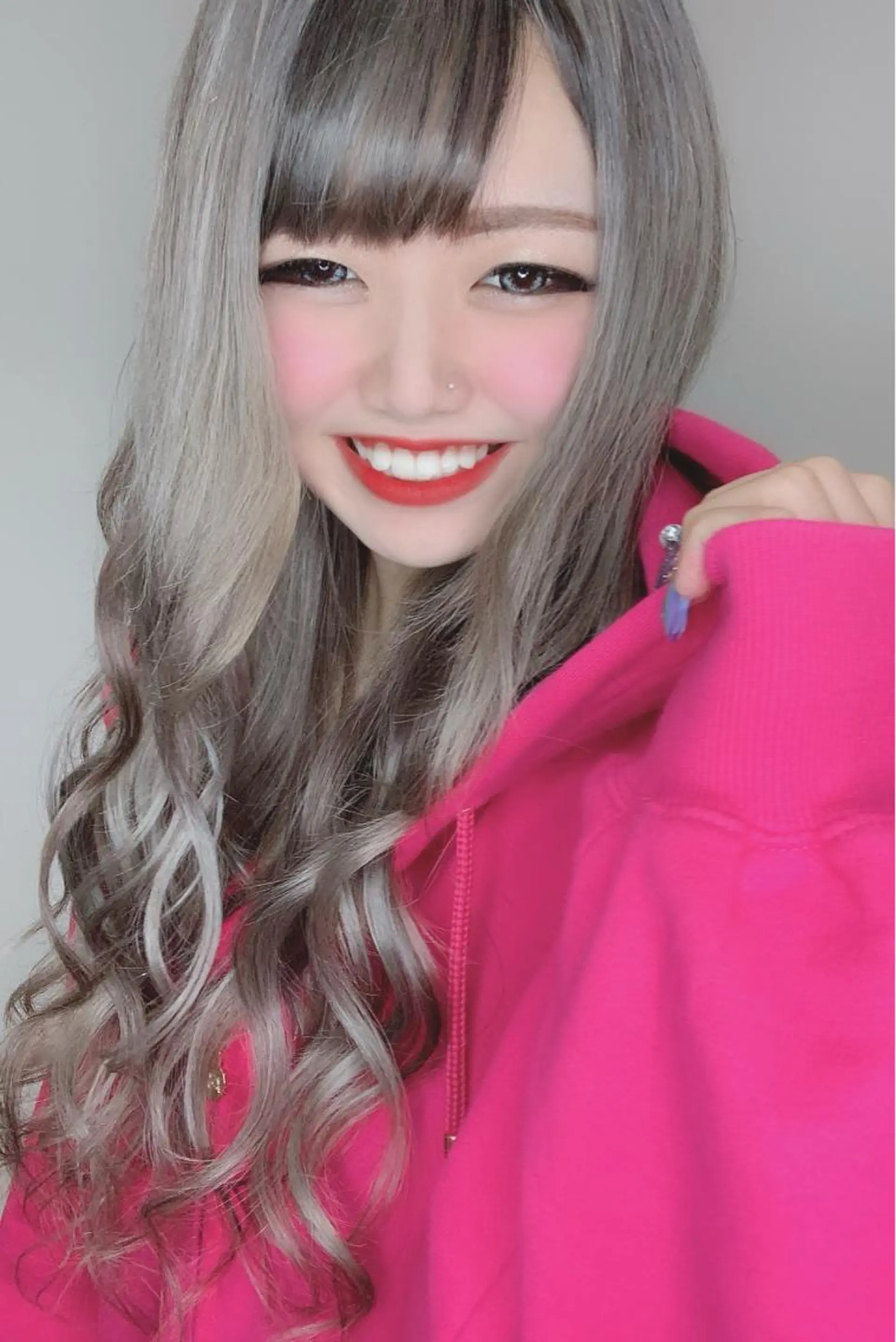 カラー アッシュ ベージュカラー ブラウンカラー ハイトーンカラー 🦖店長🦖pino #しのだスペシャルのヘアスタイル