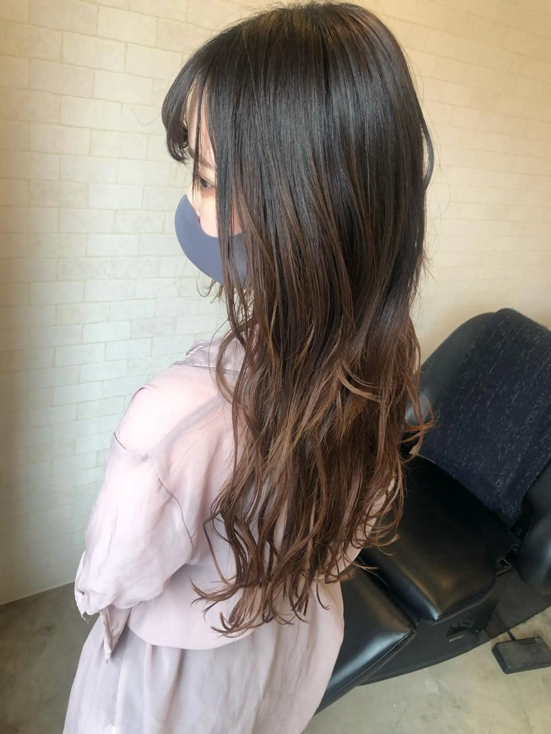 ロング カラー グラデーションカラー カット ヘアカラー トリートメント 舘野 太嘉宏のヘアスタイル