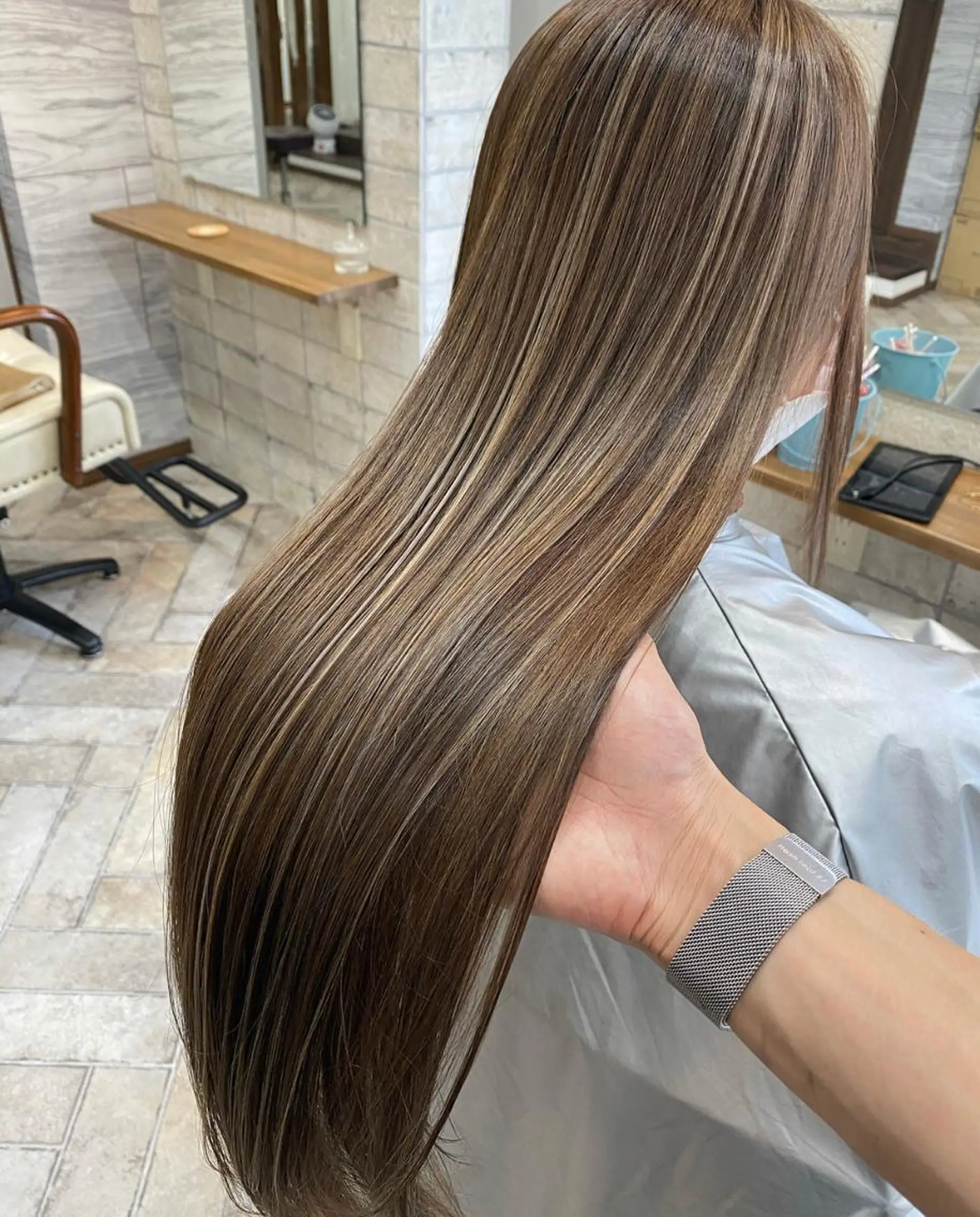 ロング カラー パーマ ヘアアレンジ ネイル マツエク・マツパ カット ヘアカラー ハイライト、レイヤー カット/西梅田/中西のヘアスタイル