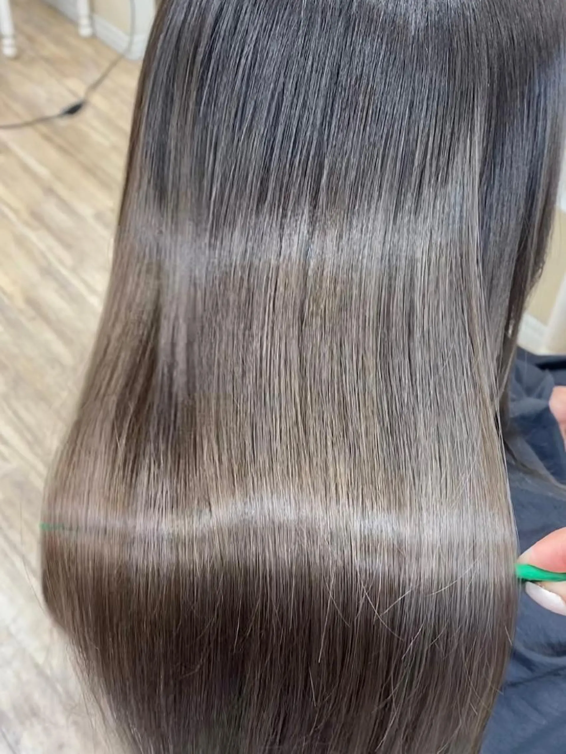セミロング 髪質改善カラーエステ 🫧 / 齋藤 朱夏のヘアスタイル