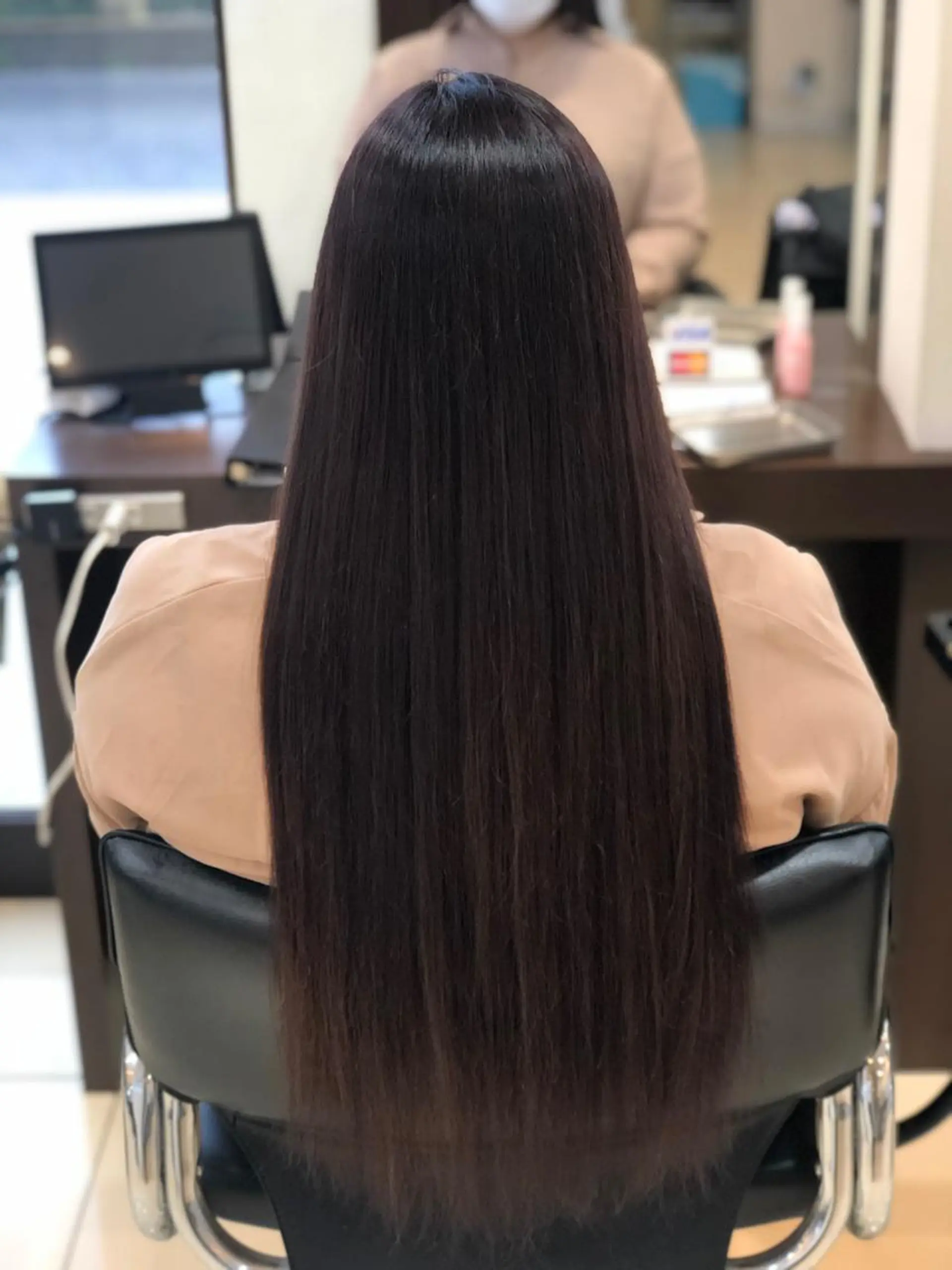 ロング カラー 嶌田 沙紀のヘアスタイル