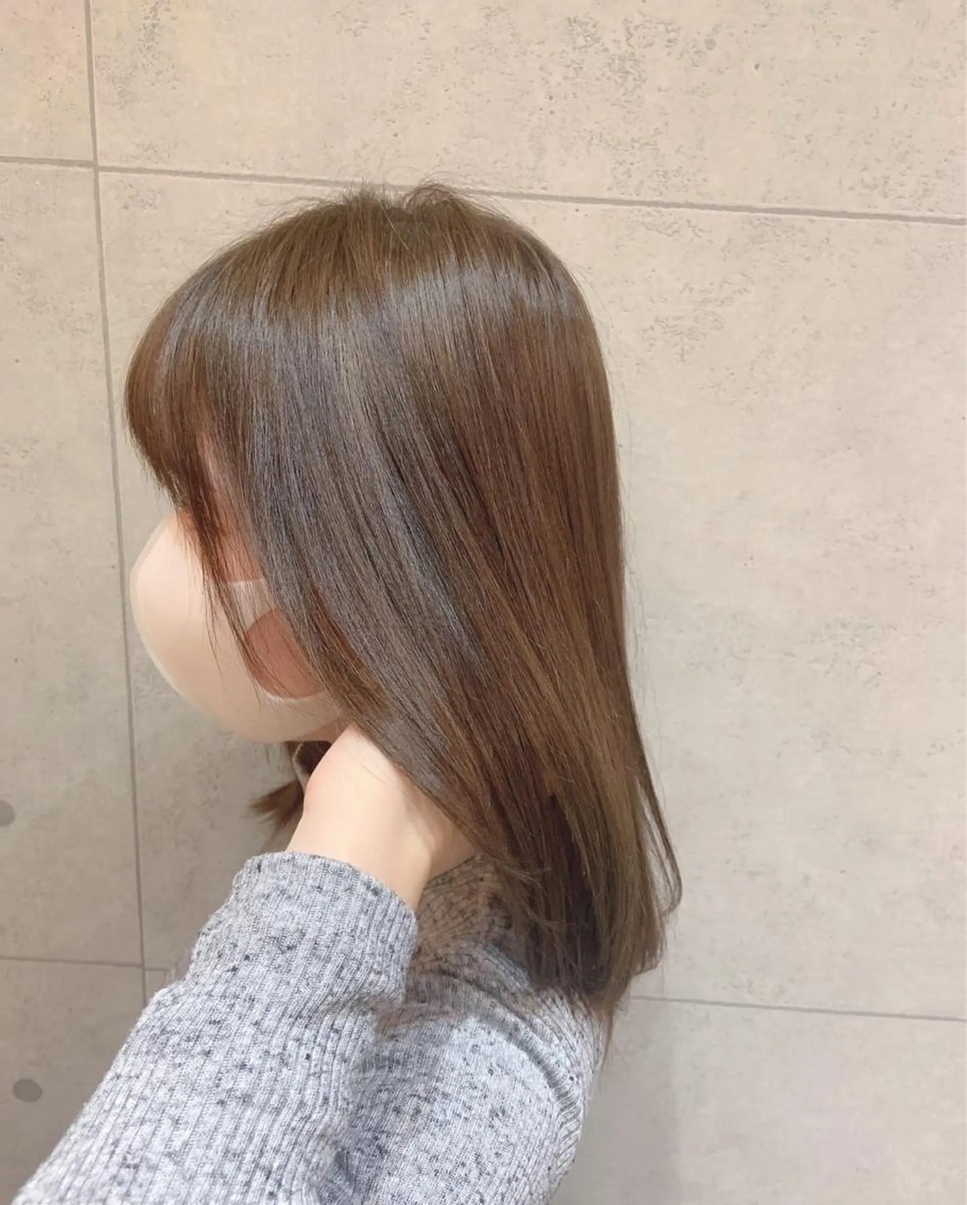 セミロング 下石怜子/レイヤー/ 透明感カラーのヘアスタイル