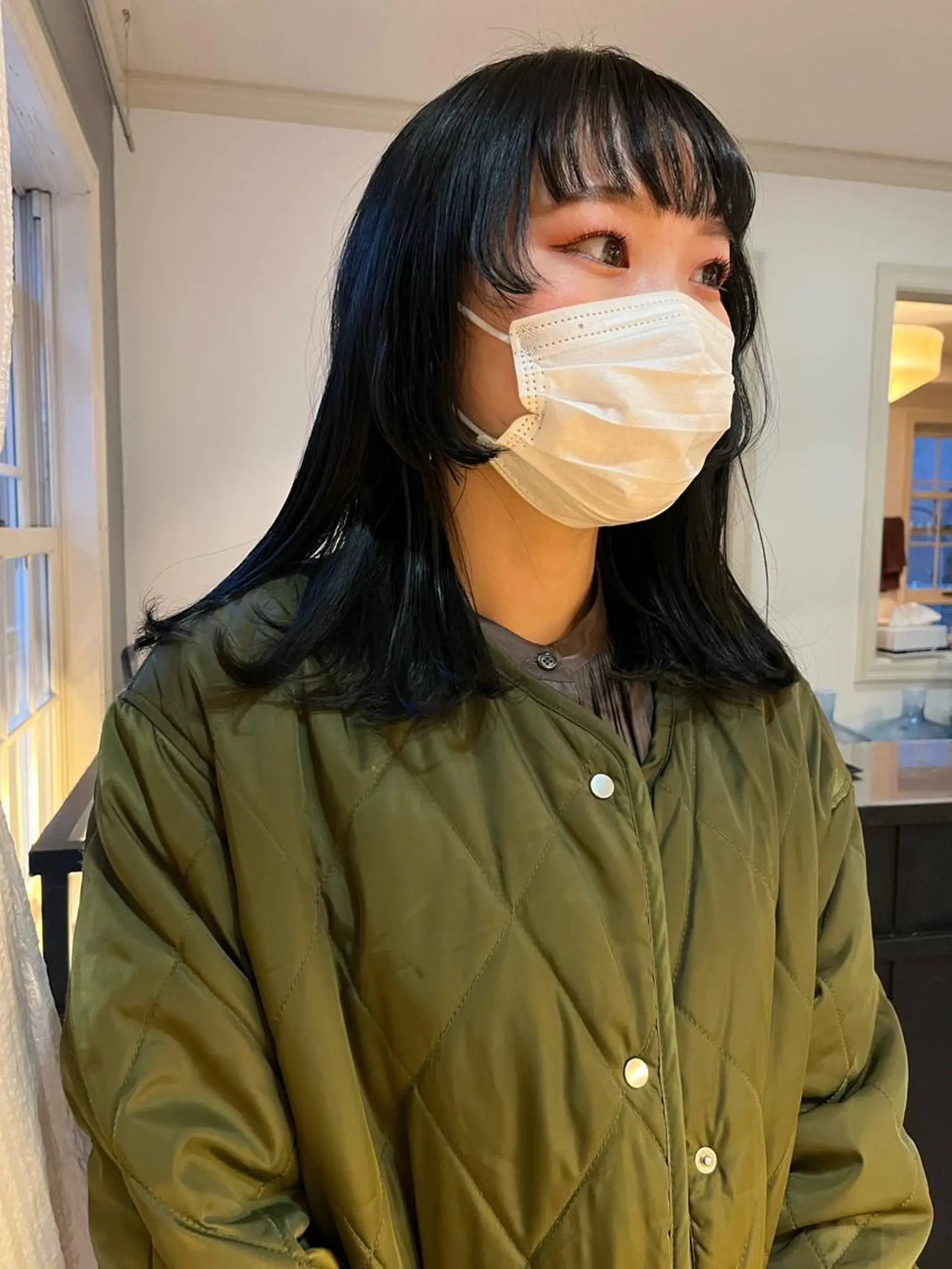 ミディアム カラー eri kinjoのヘアスタイル